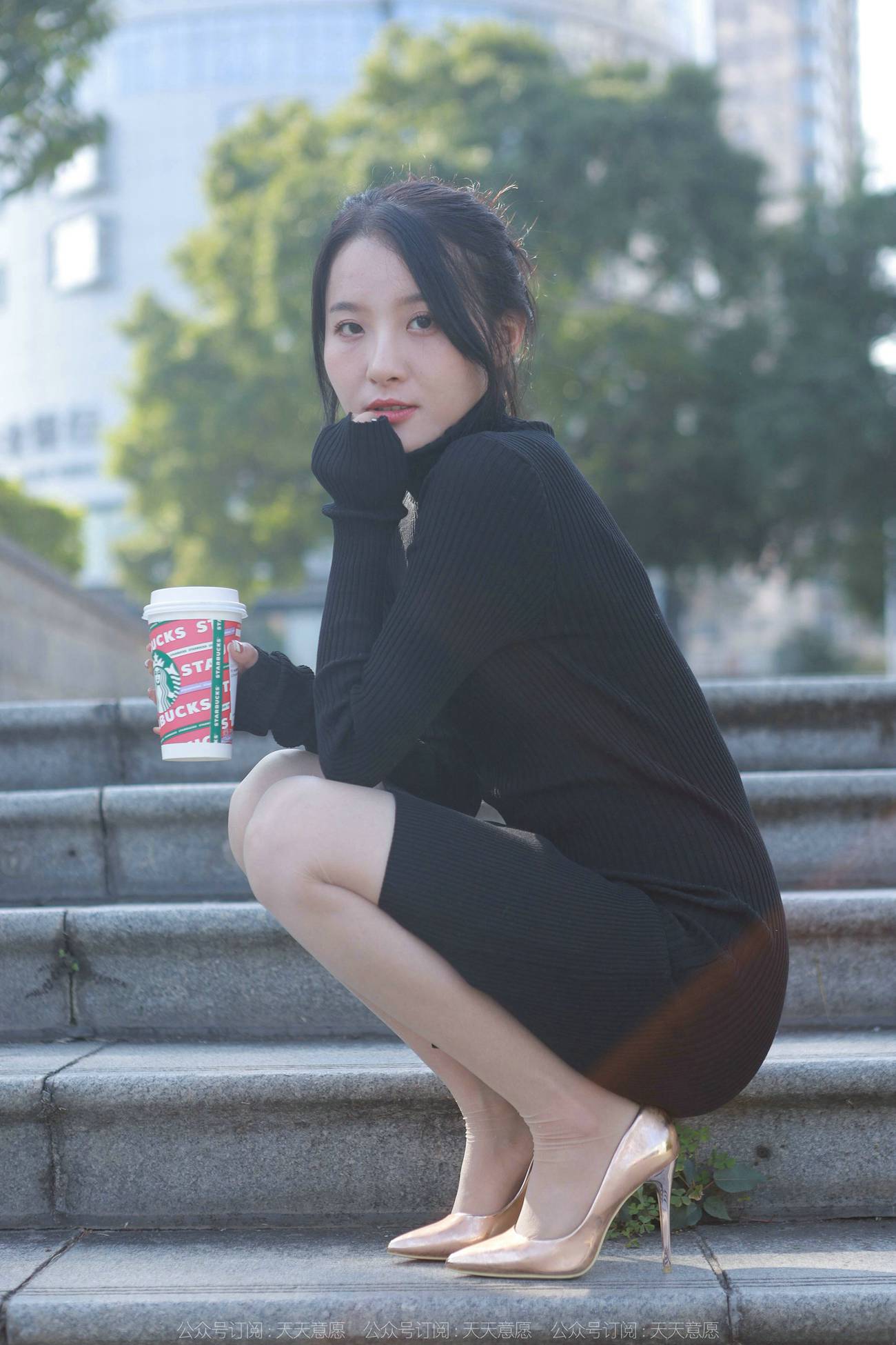 图片[40]-[IESS异思趣向]2022.03.21 丝享家1035：婉萍《黑色包臀裙》[89P] – 速更版-美库