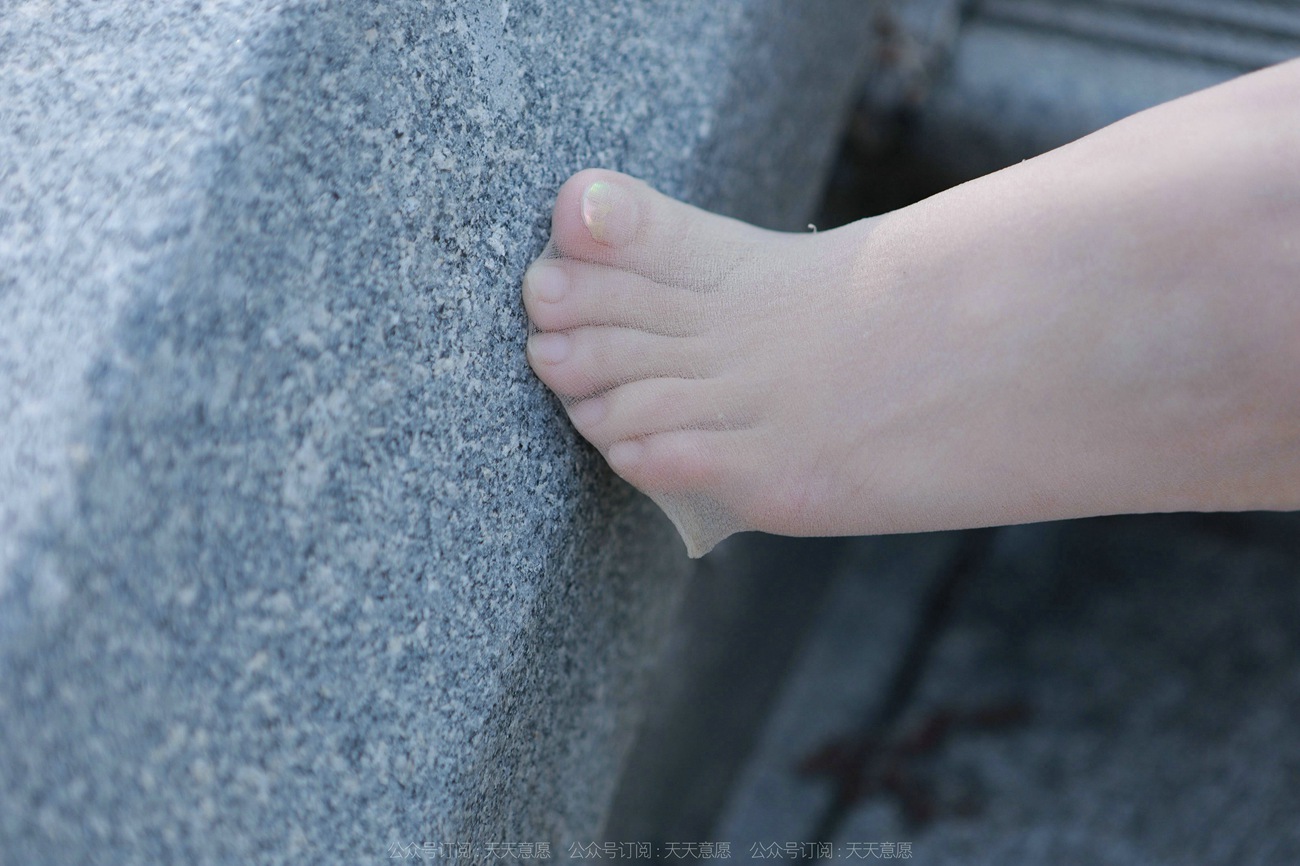 图片[70]-[IESS异思趣向]2022.03.21 丝享家1035：婉萍《黑色包臀裙》[89P] – 速更版-美库