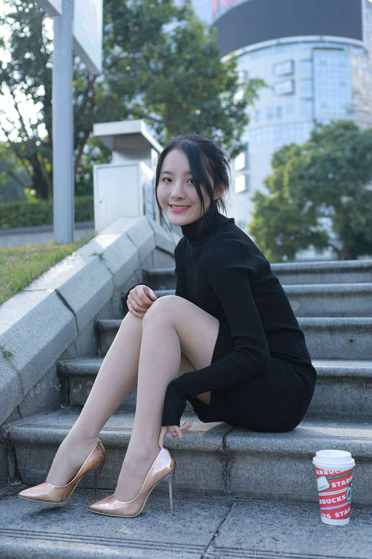 图片[74]-[IESS异思趣向]2022.03.21 丝享家1035：婉萍《黑色包臀裙》[89P] – 速更版-美库