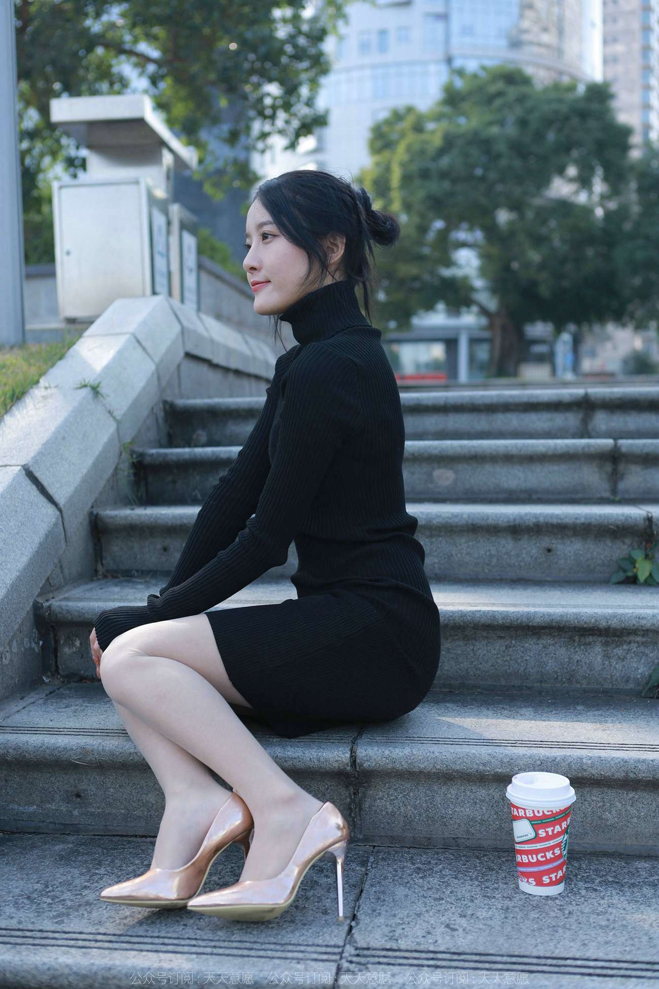 图片[75]-[IESS异思趣向]2022.03.21 丝享家1035：婉萍《黑色包臀裙》[89P] – 速更版-美库