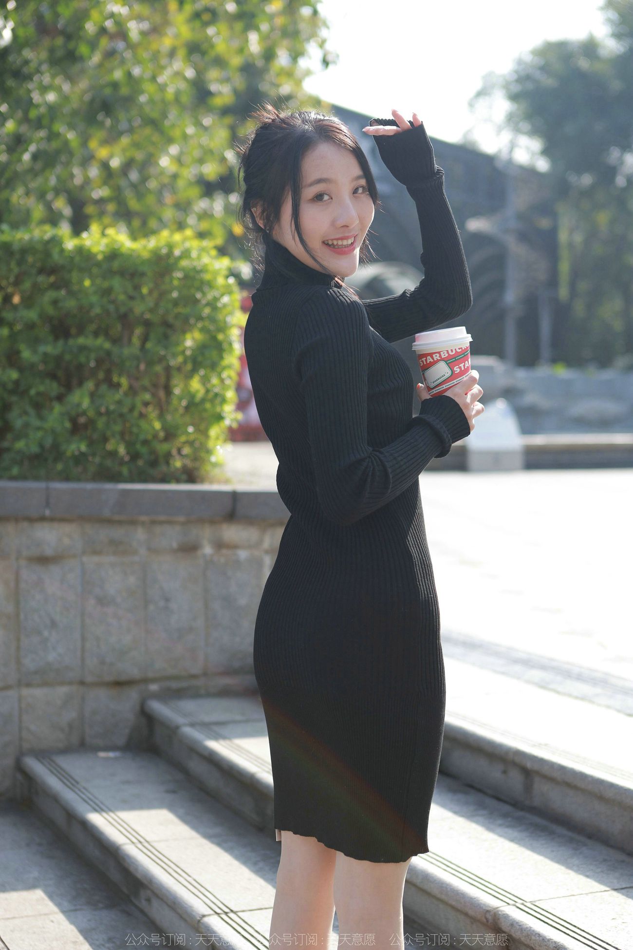 图片[81]-[IESS异思趣向]2022.03.21 丝享家1035：婉萍《黑色包臀裙》[89P] – 速更版-美库