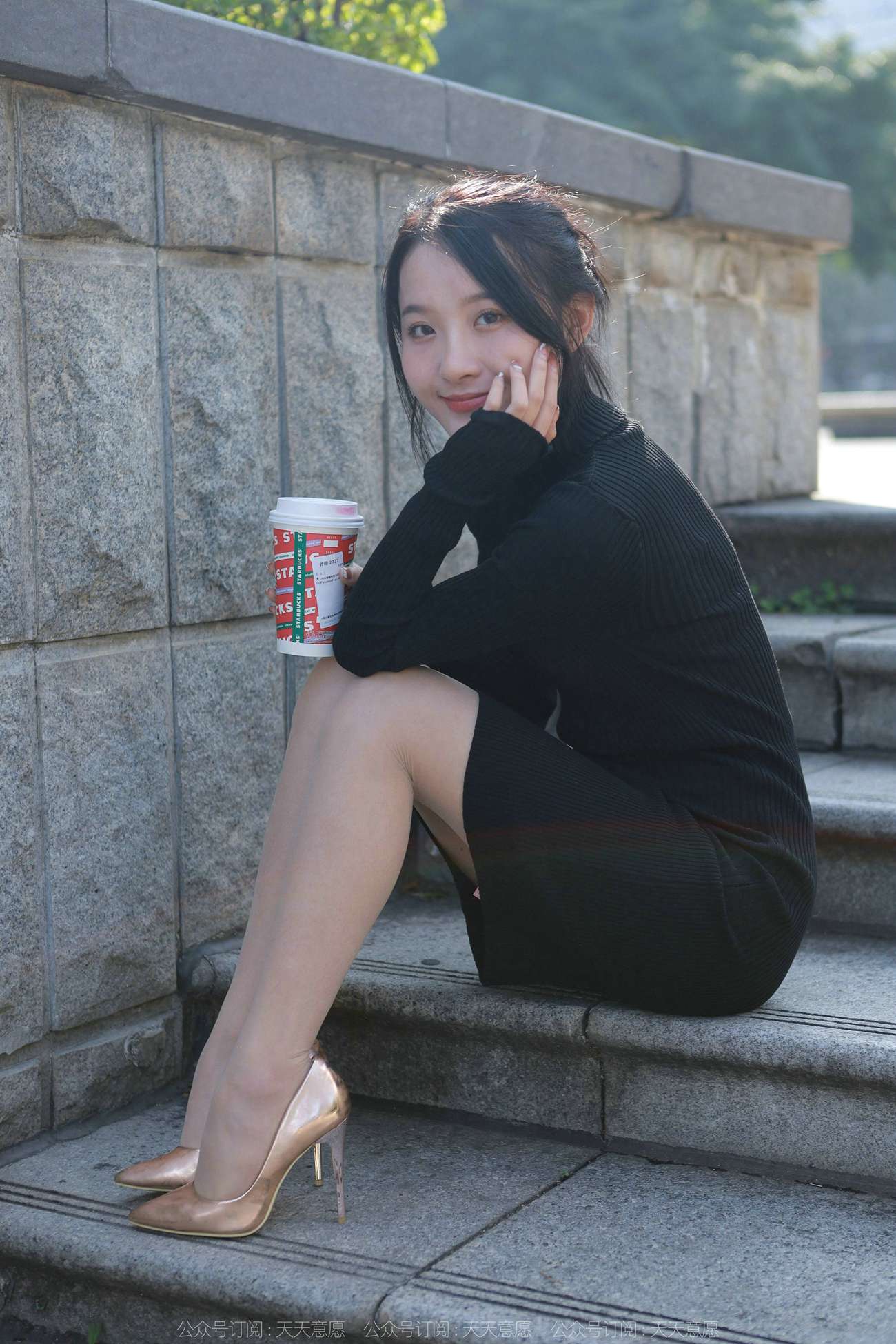 图片[86]-[IESS异思趣向]2022.03.21 丝享家1035：婉萍《黑色包臀裙》[89P] – 速更版-美库