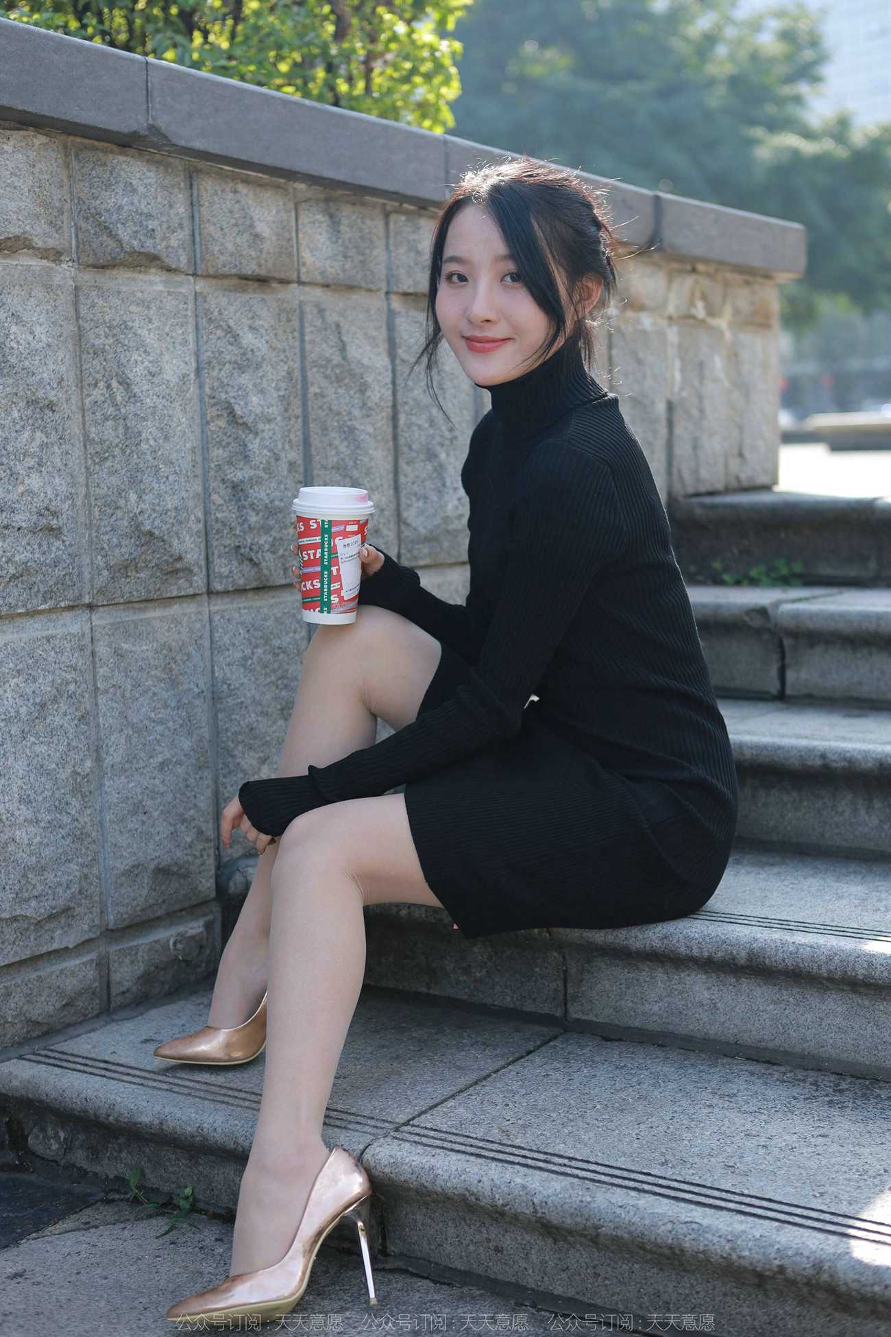 图片[87]-[IESS异思趣向]2022.03.21 丝享家1035：婉萍《黑色包臀裙》[89P] – 速更版-美库