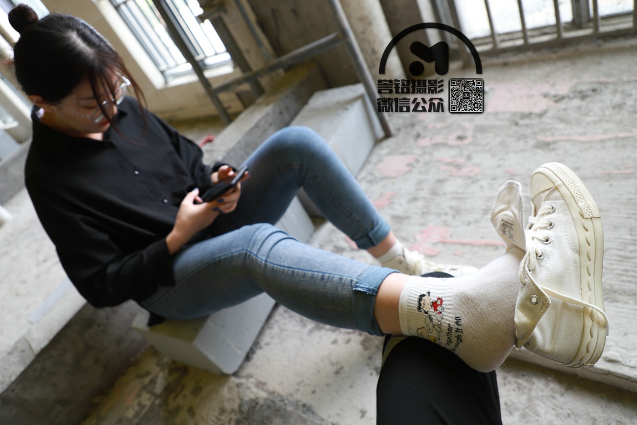 图片[16]-[誉铭传媒]袜足摄影 2021年 第十二期挠脚作品[80P] – 速更版-美库