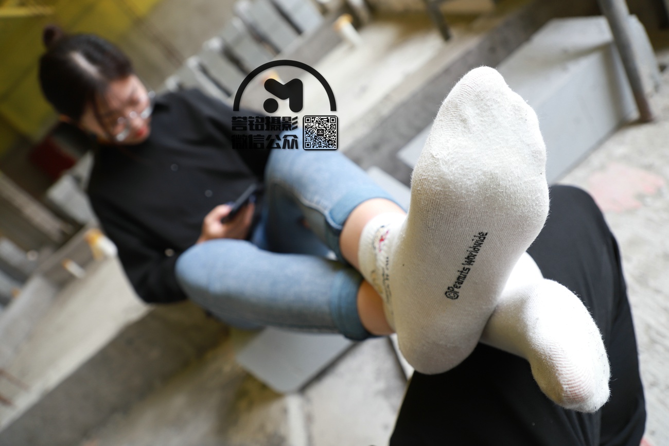 图片[44]-[誉铭传媒]袜足摄影 2021年 第十二期挠脚作品[80P] – 速更版-美库