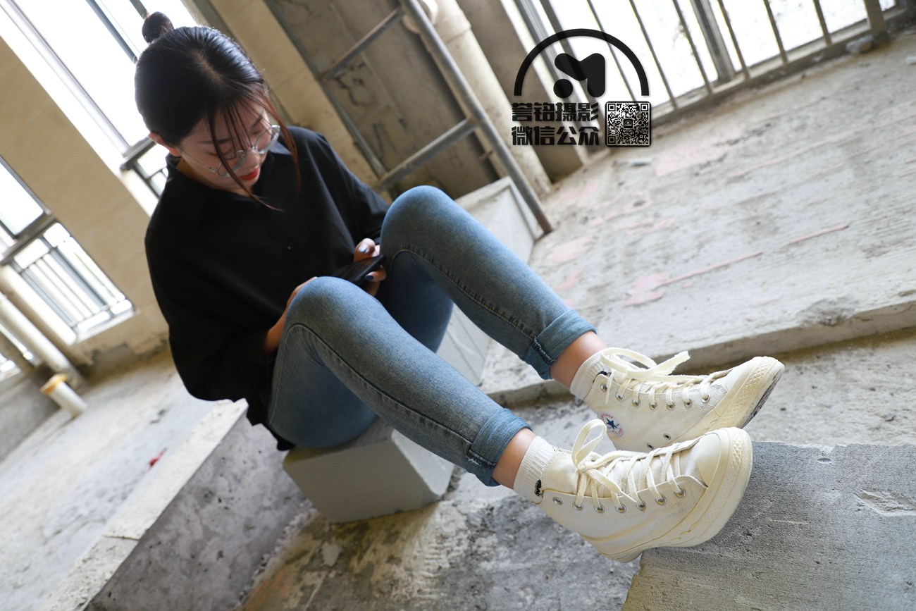 图片[78]-[誉铭传媒]袜足摄影 2021年 第十二期挠脚作品[80P] – 速更版-美库