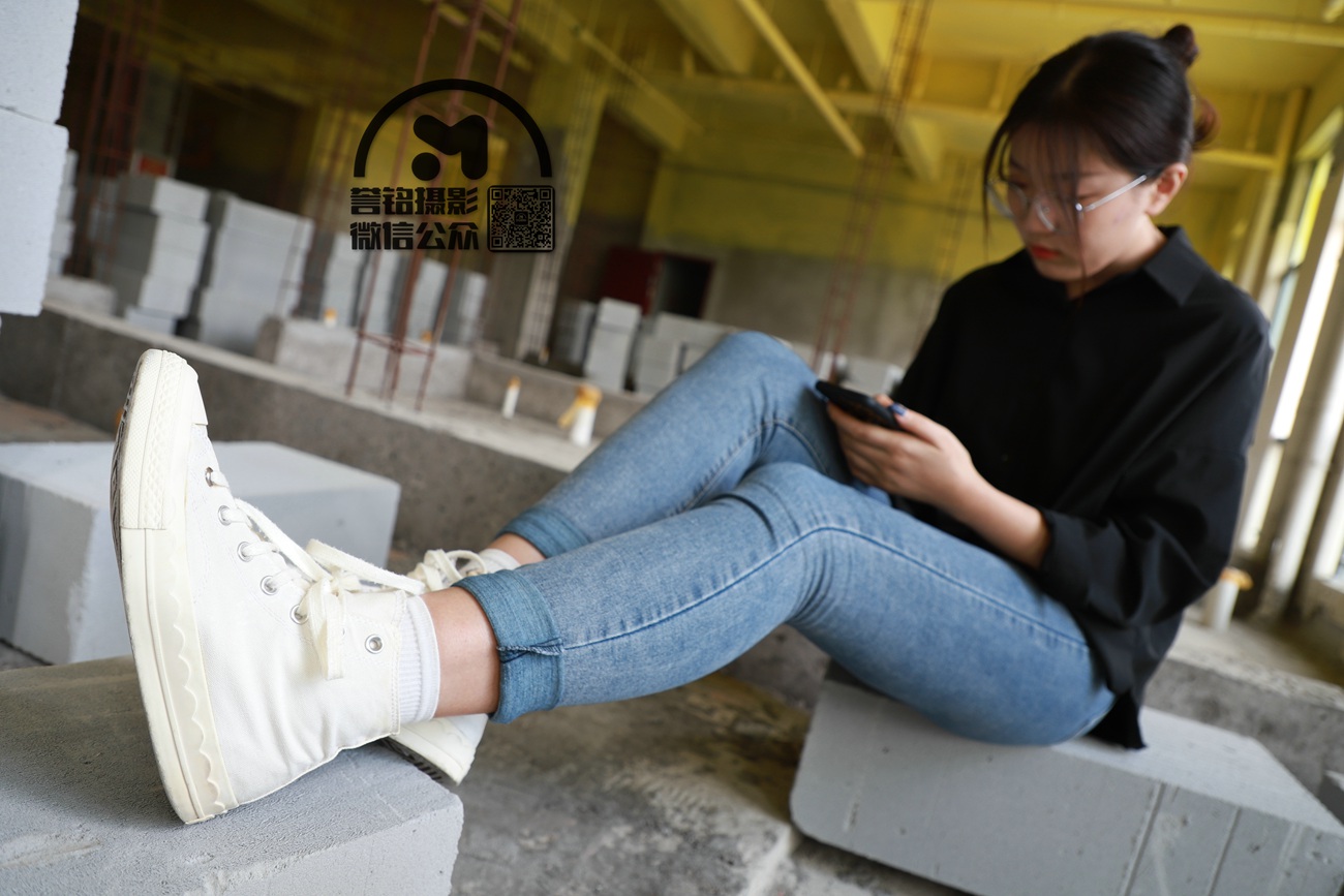 图片[81]-[誉铭传媒]袜足摄影 2021年 第十二期挠脚作品[80P] – 速更版-美库