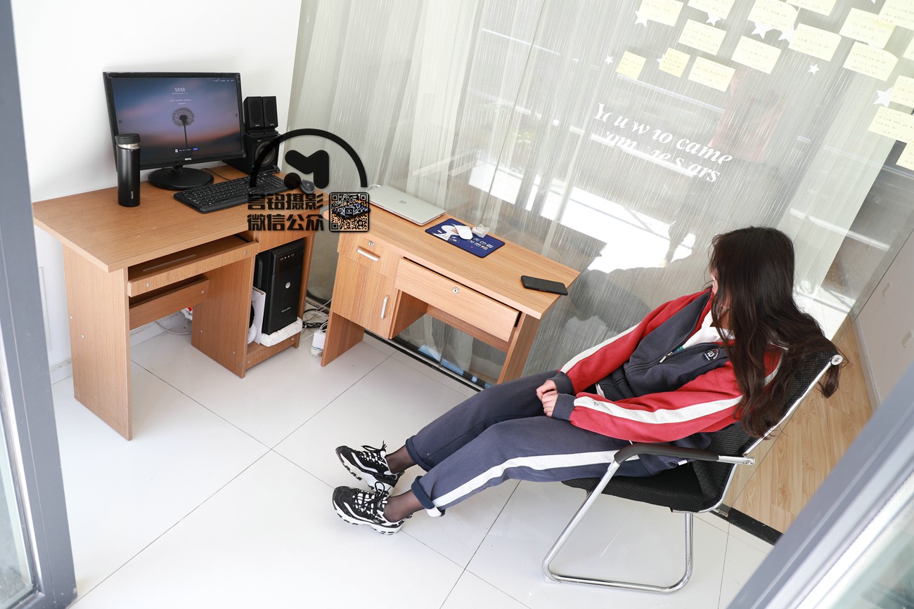 图片[31]-[誉铭传媒]袜足摄影 2021年 第十三期挠脚作品[35P] – 速更版-美库