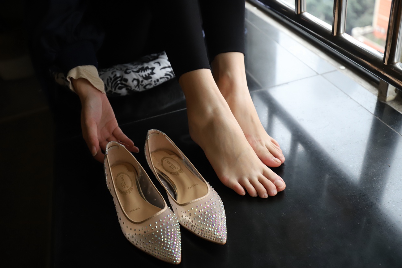 图片[47]-大西瓜爱牙膏-2018 12月活动 模特1（一） 裸足 [85P] – 速更版-美库