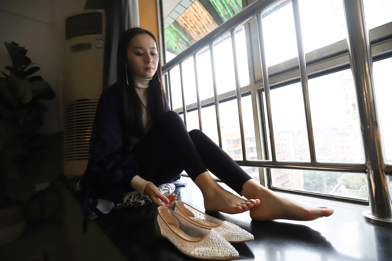 图片[71]-大西瓜爱牙膏-2018 12月活动 模特1（一） 裸足 [85P] – 速更版-美库