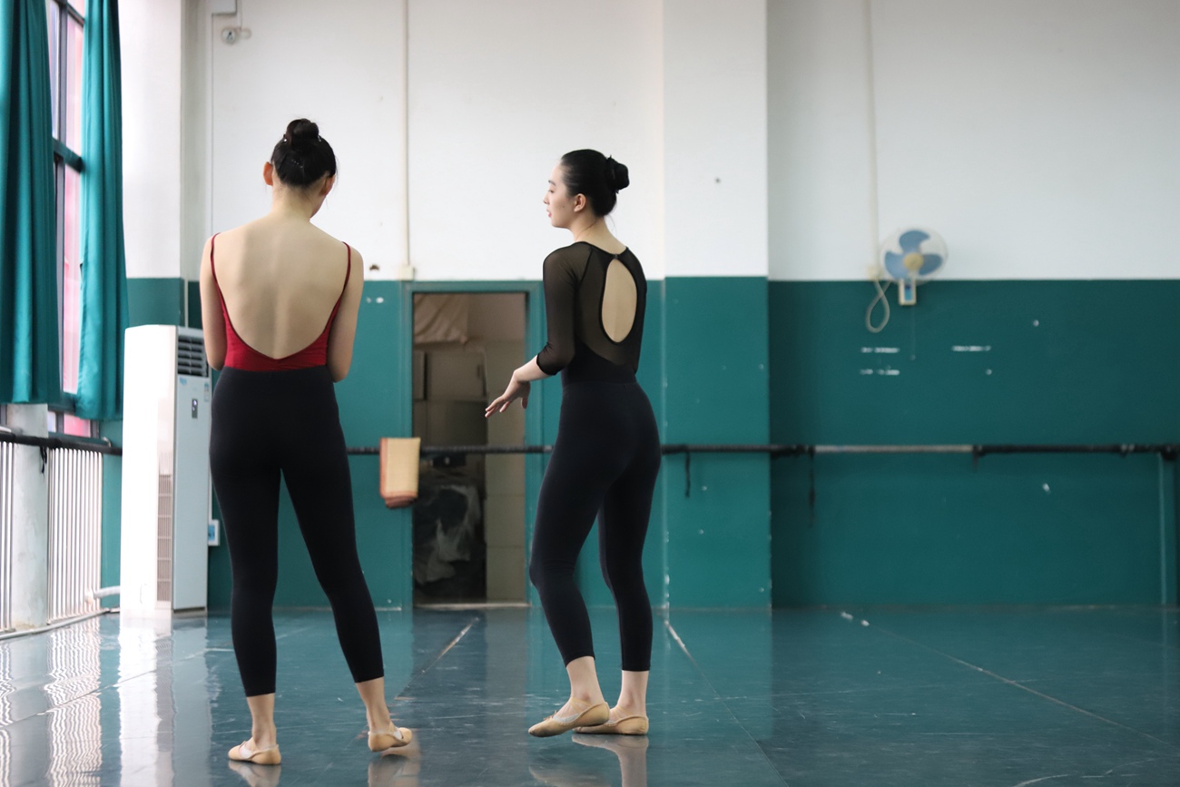 图片[24]-大西瓜爱牙膏-2018 12月活动 模特2（二） 练功服 [213P] – 速更版-美库