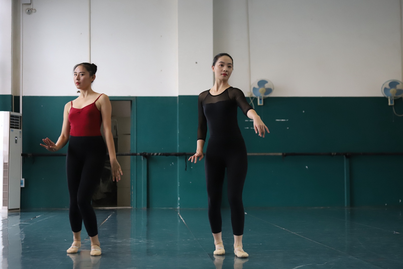 图片[35]-大西瓜爱牙膏-2018 12月活动 模特2（二） 练功服 [213P] – 速更版-美库