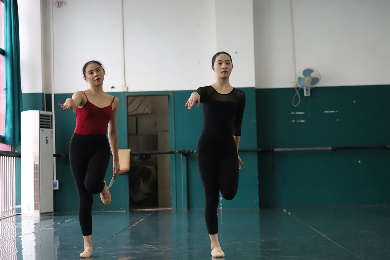 图片[63]-大西瓜爱牙膏-2018 12月活动 模特2（二） 练功服 [213P] – 速更版-美库