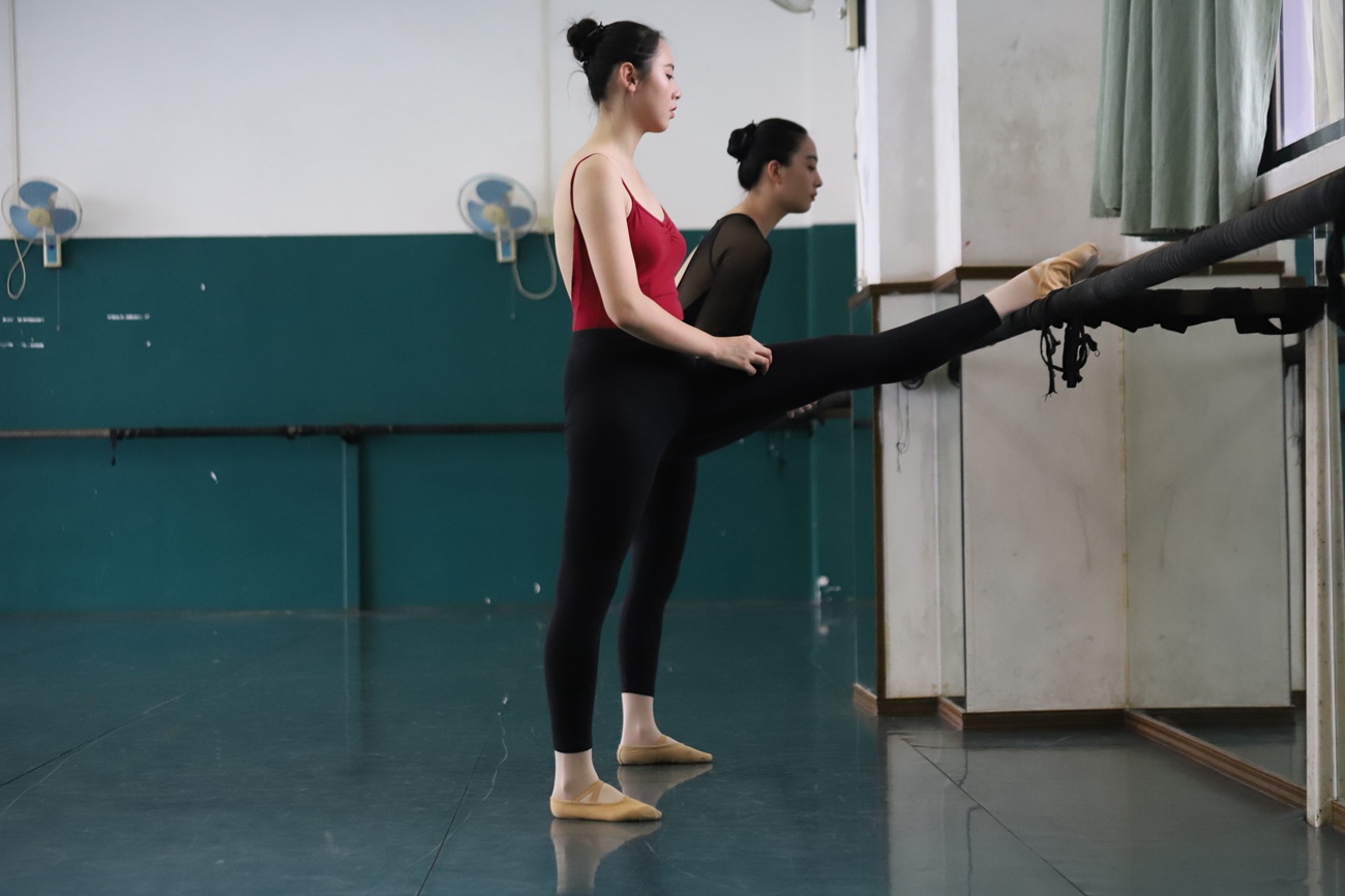 图片[212]-大西瓜爱牙膏-2018 12月活动 模特2（二） 练功服 [213P] – 速更版-美库