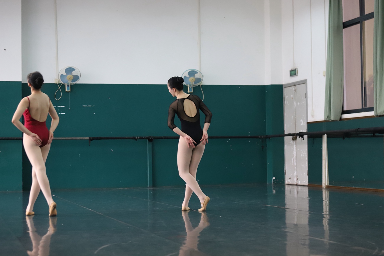 图片[125]-大西瓜爱牙膏-2018 12月活动 模特2（二） 体操服（1） [140P] – 速更版-美库