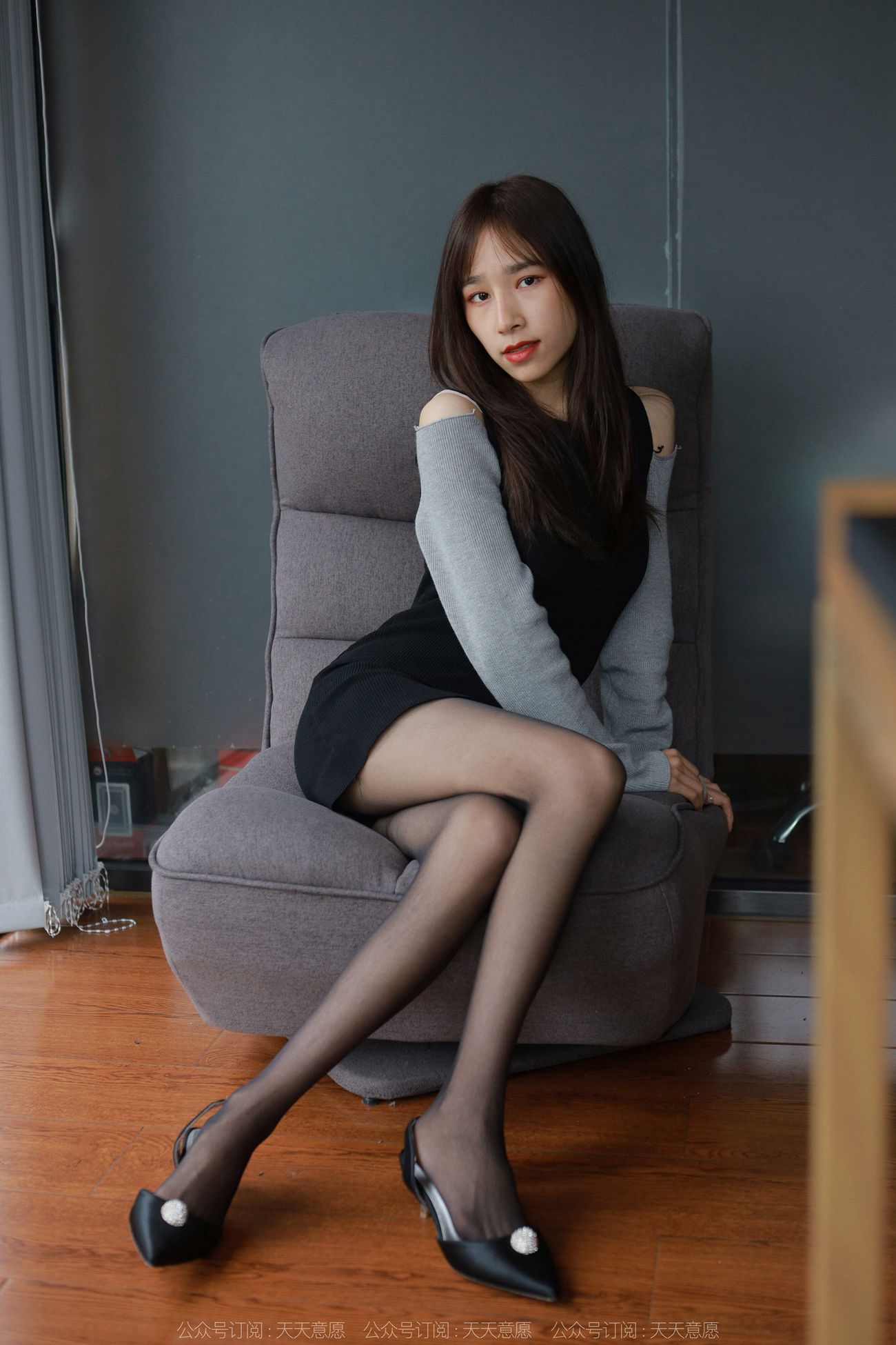 图片[38]-[IESS异思趣向]2022.03.26 丝享家1040：美子《沙发上的黑丝》[97P] – 速更版-美库