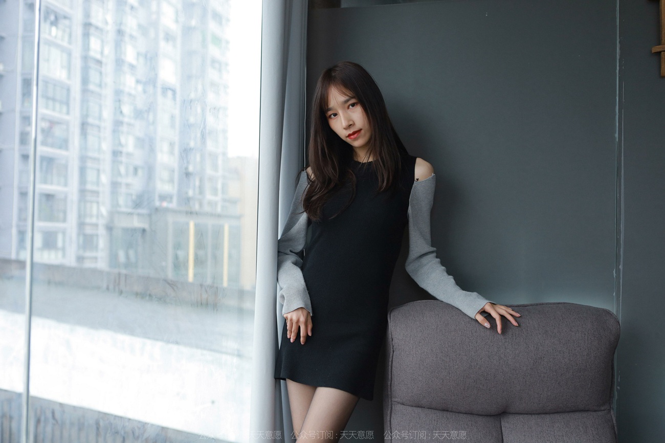 图片[55]-[IESS异思趣向]2022.03.26 丝享家1040：美子《沙发上的黑丝》[97P] – 速更版-美库