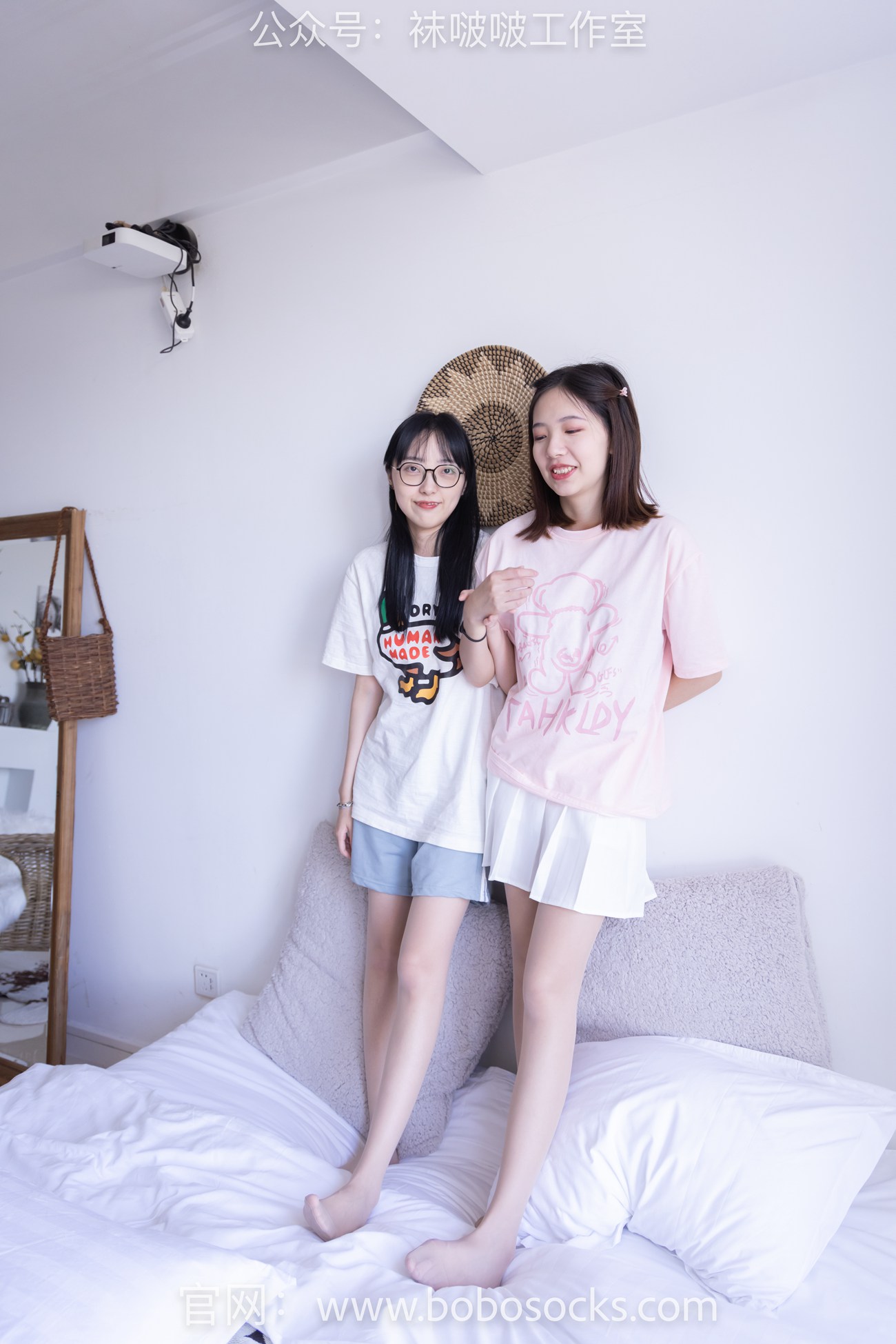 图片[72]-[BoBoSocks袜啵啵]NO.100 小甜豆与稚予-板鞋、肉丝、脚对脚互动剧情[132P] – 速更版-美库