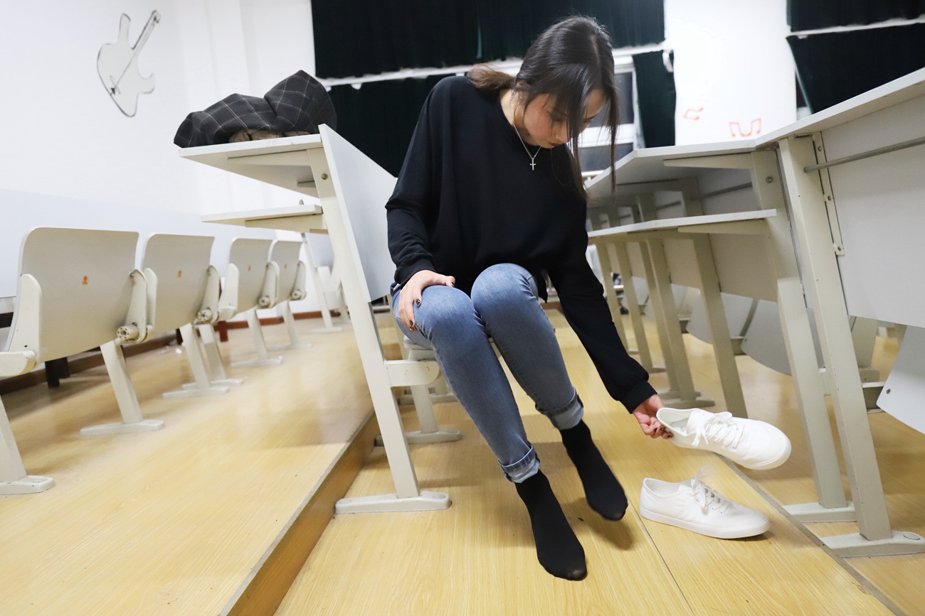 图片[14]-大西瓜爱牙膏-2018 12月活动 模特3（三） 黑裤袜 [76P] – 速更版-美库