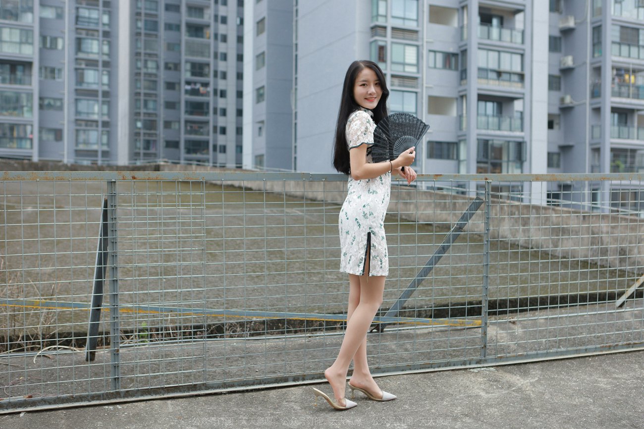 图片[12]-[IESS异思趣向]2022.03.28 丝享家1042：婉萍《旗袍美仁》[85P] – 速更版-美库