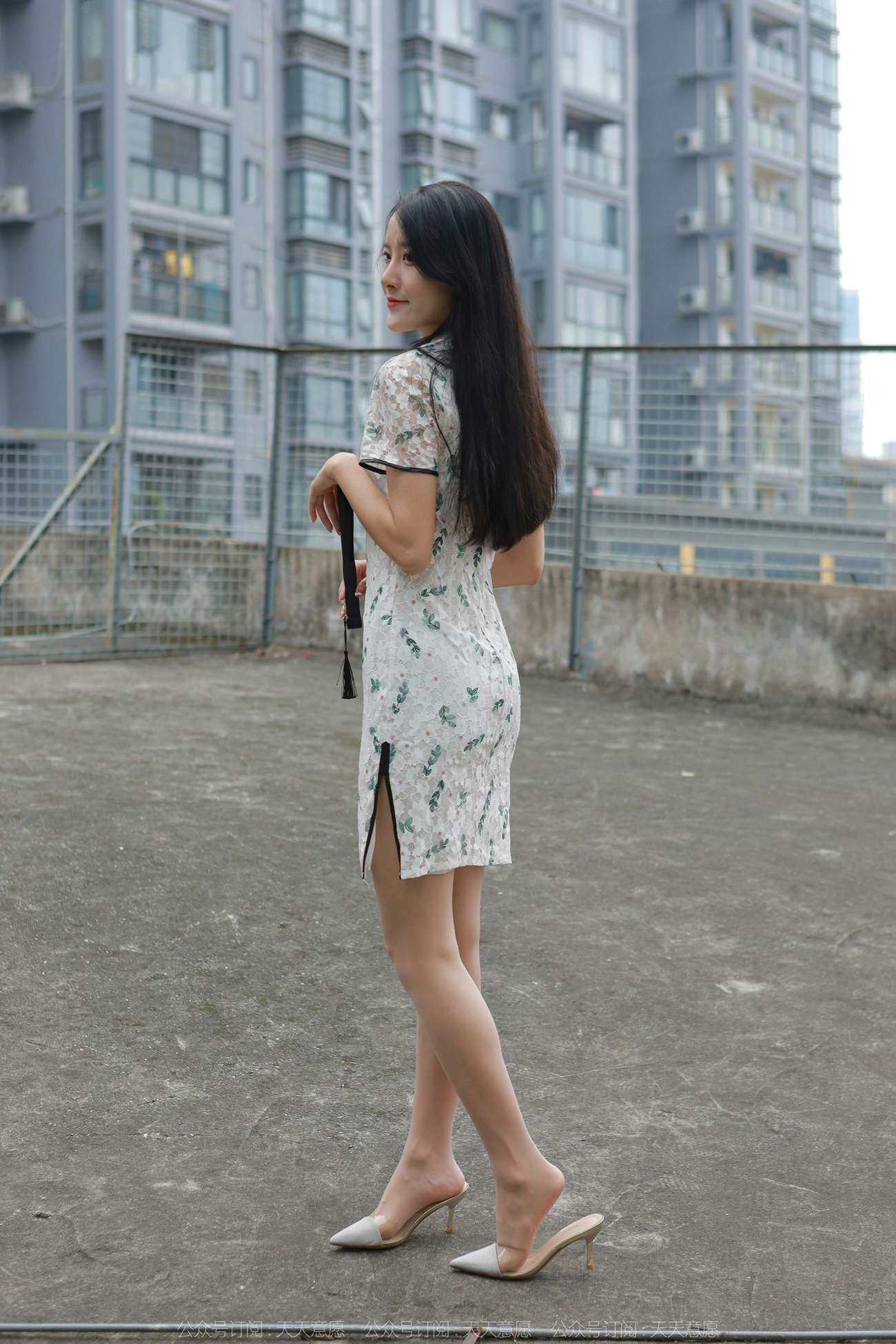 图片[18]-[IESS异思趣向]2022.03.28 丝享家1042：婉萍《旗袍美仁》[85P] – 速更版-美库