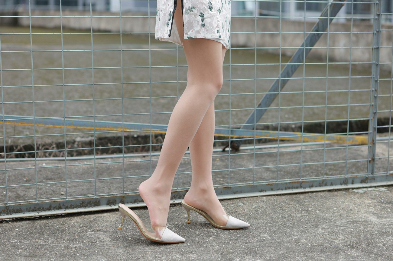 图片[23]-[IESS异思趣向]2022.03.28 丝享家1042：婉萍《旗袍美仁》[85P] – 速更版-美库