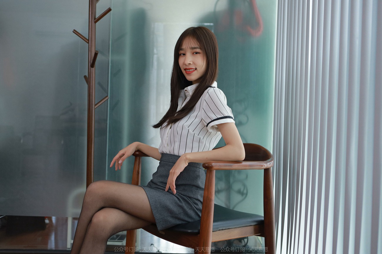 图片[23]-[IESS异思趣向]2022.03.30 丝享家1044：美子《酒红色美甲》[86P] – 速更版-美库