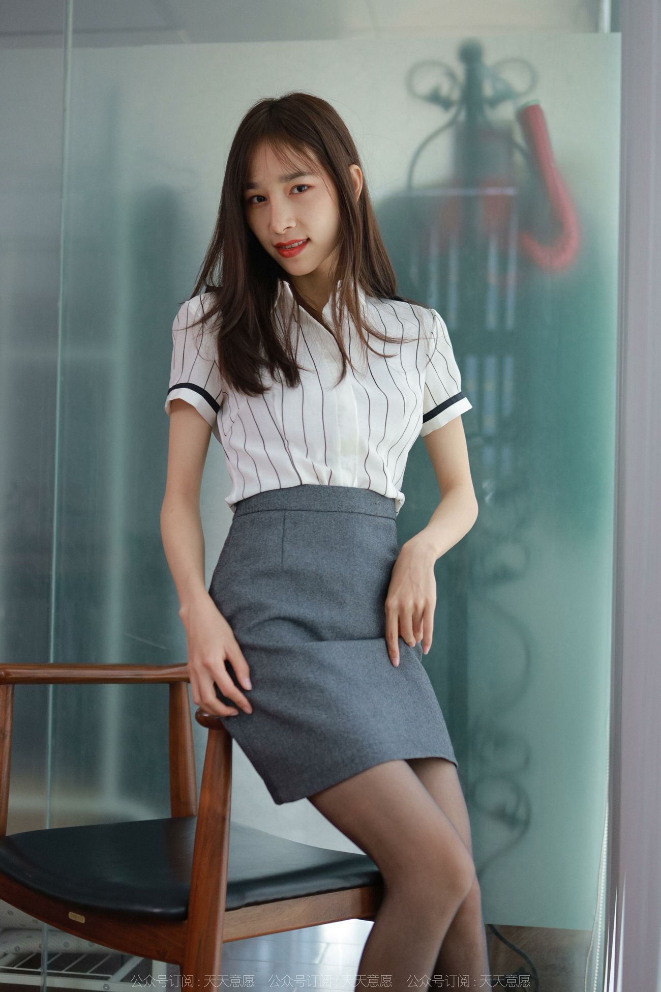 图片[41]-[IESS异思趣向]2022.03.30 丝享家1044：美子《酒红色美甲》[86P] – 速更版-美库