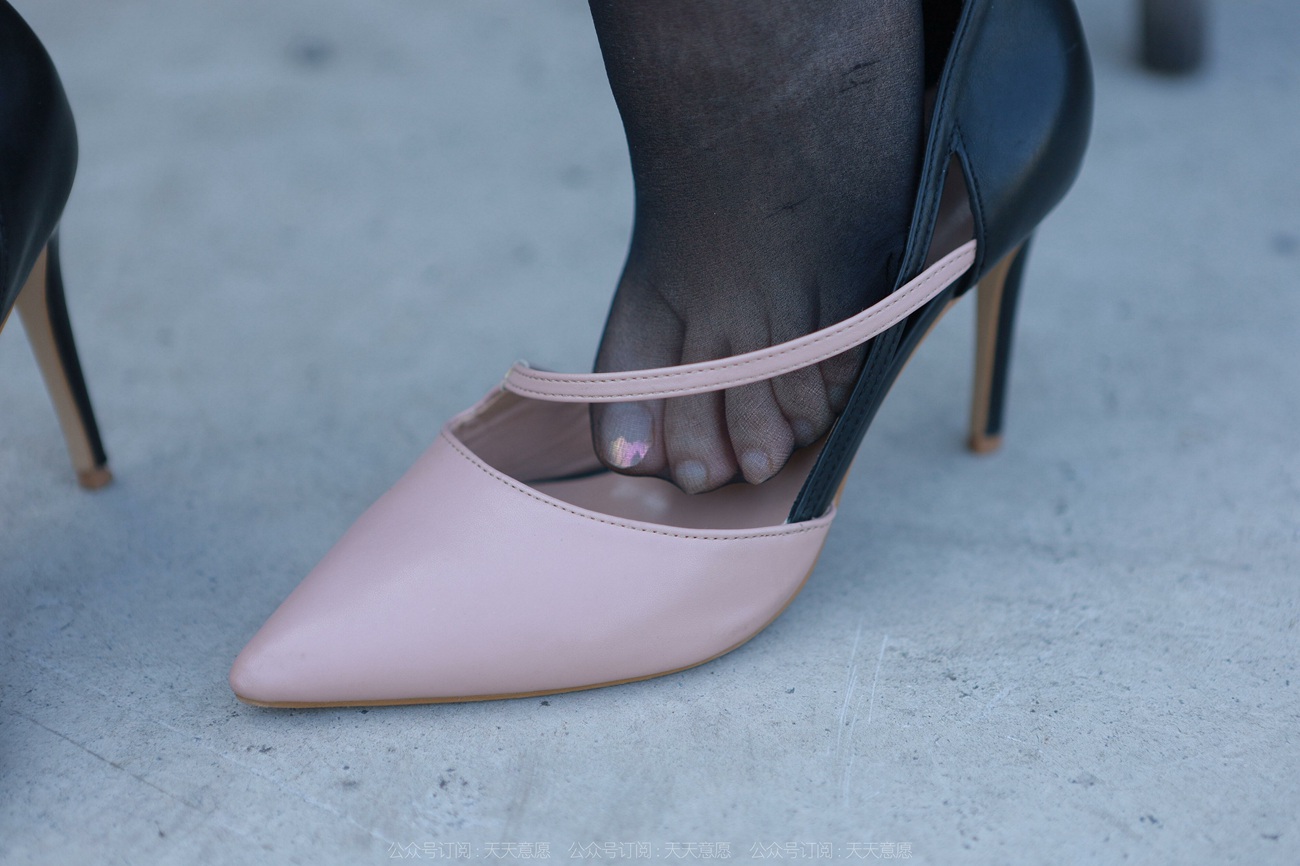 图片[81]-[IESS异思趣向]2022.04.01 丝享家1046：婉萍《嘿丝皮裙街拍》[87P] – 速更版-美库