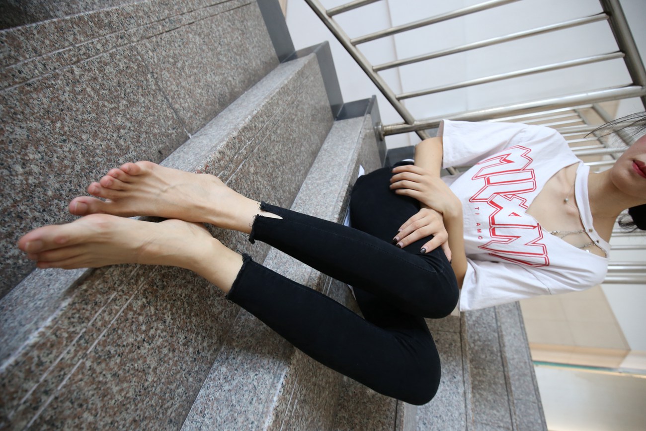 图片[10]-大西瓜爱牙膏-2019 1月活动 模特2（二） 裸足（luo zu）(1) [98P] – 速更版-美库