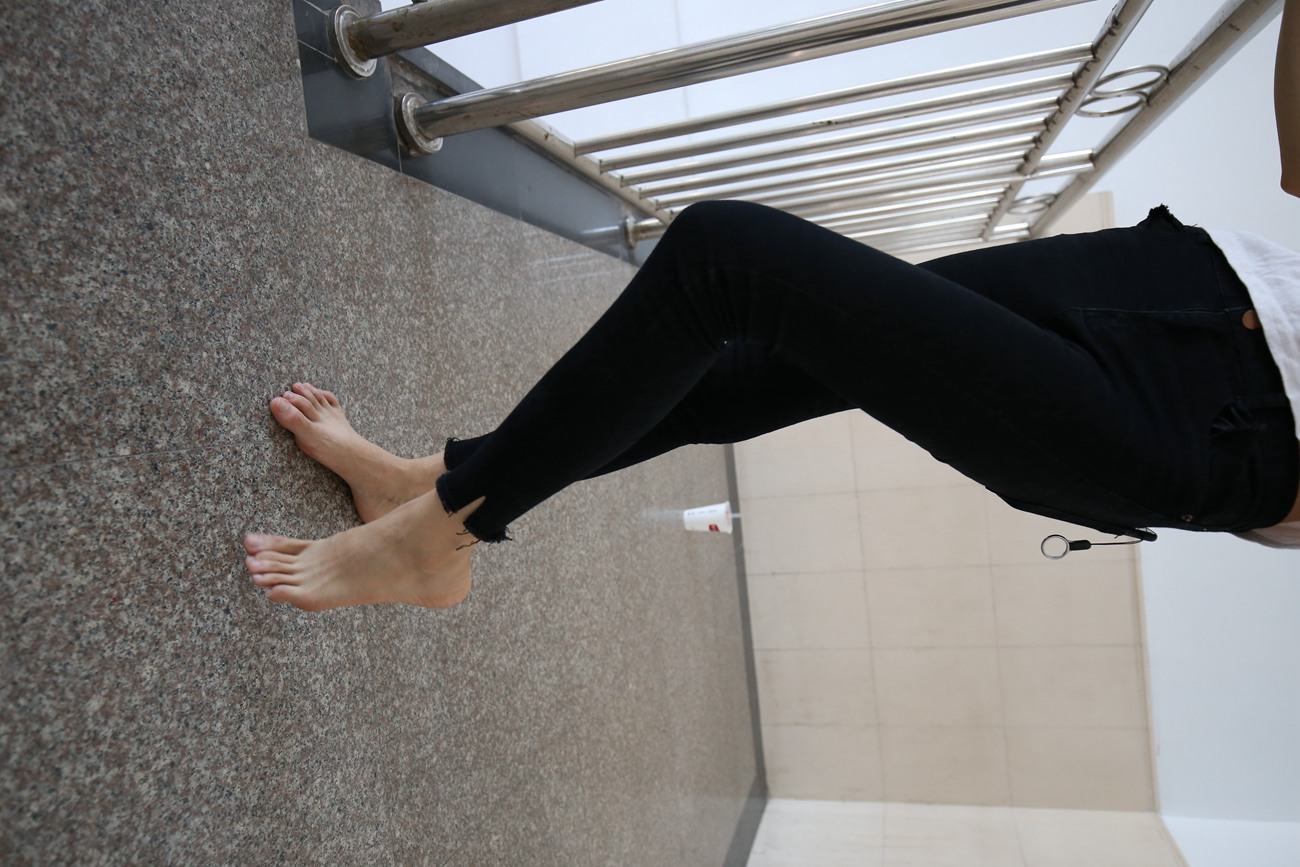 图片[44]-大西瓜爱牙膏-2019 1月活动 模特2（二） 裸足（luo zu）(1) [98P] – 速更版-美库