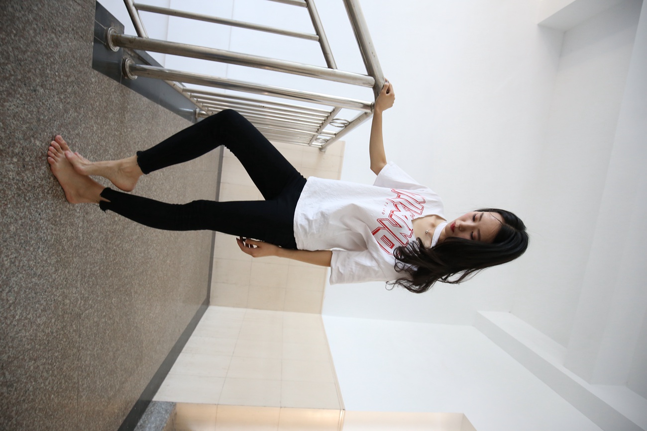 图片[52]-大西瓜爱牙膏-2019 1月活动 模特2（二） 裸足（luo zu）(1) [98P] – 速更版-美库