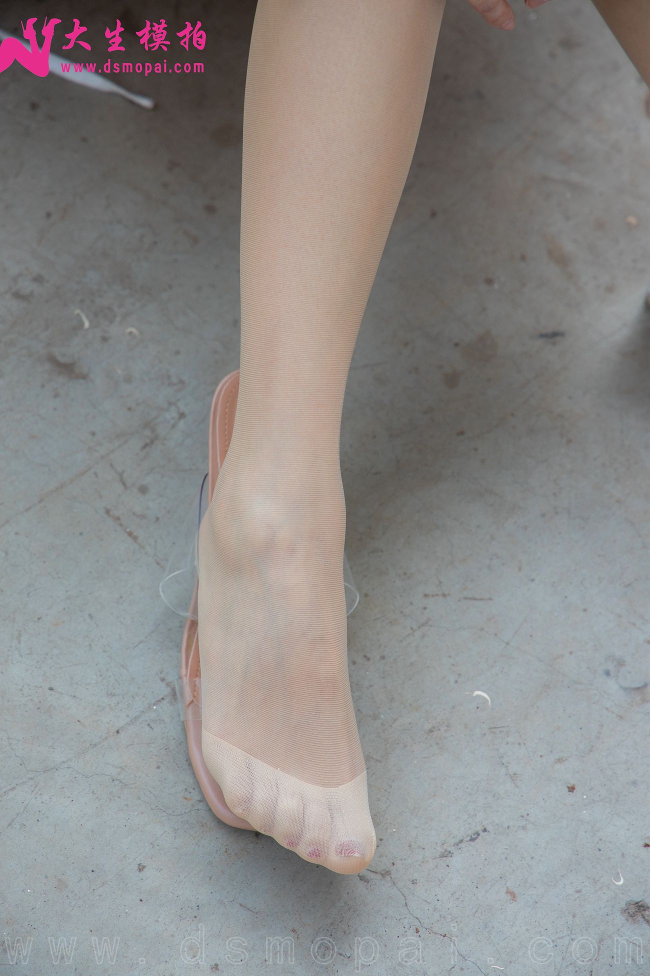 图片[19]-大生模拍 NO.274 小婵 红色风情[59P] – 速更版-美库