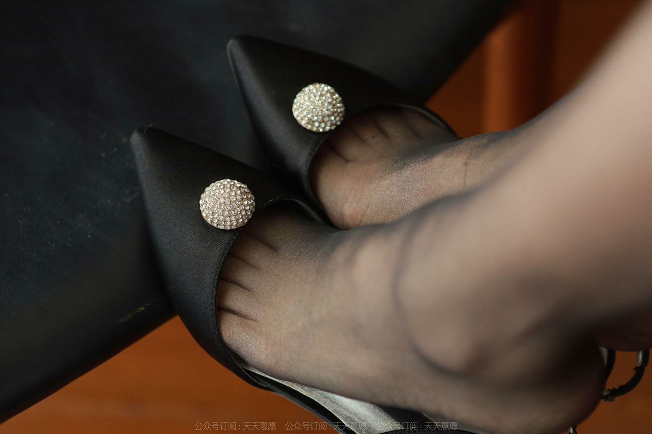 图片[31]-[IESS异思趣向] 2022.04.04 丝享家1049：小婕《办公室的甜蜜蜜》[95P] – 速更版-美库