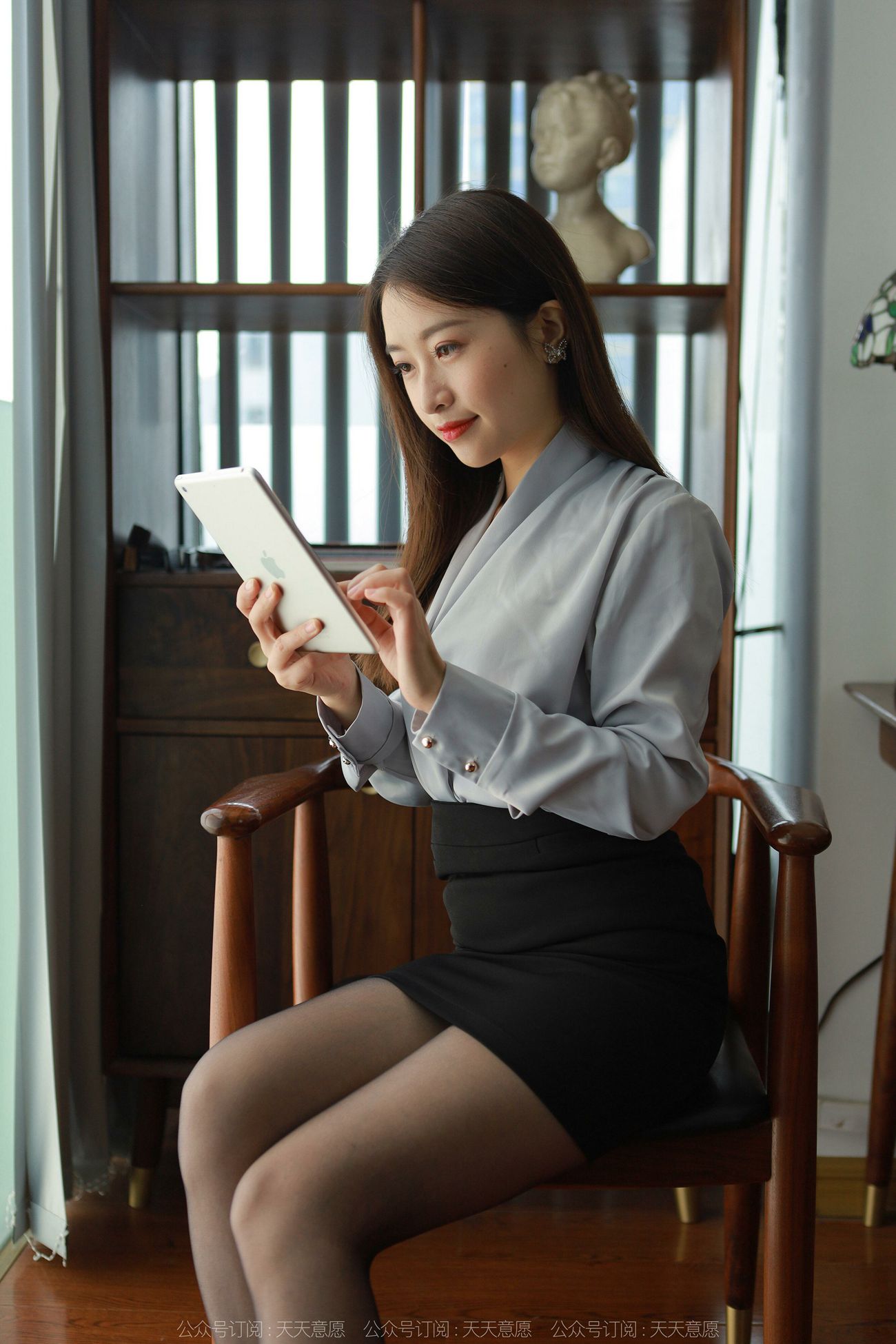 图片[93]-[IESS异思趣向] 2022.04.04 丝享家1049：小婕《办公室的甜蜜蜜》[95P] – 速更版-美库