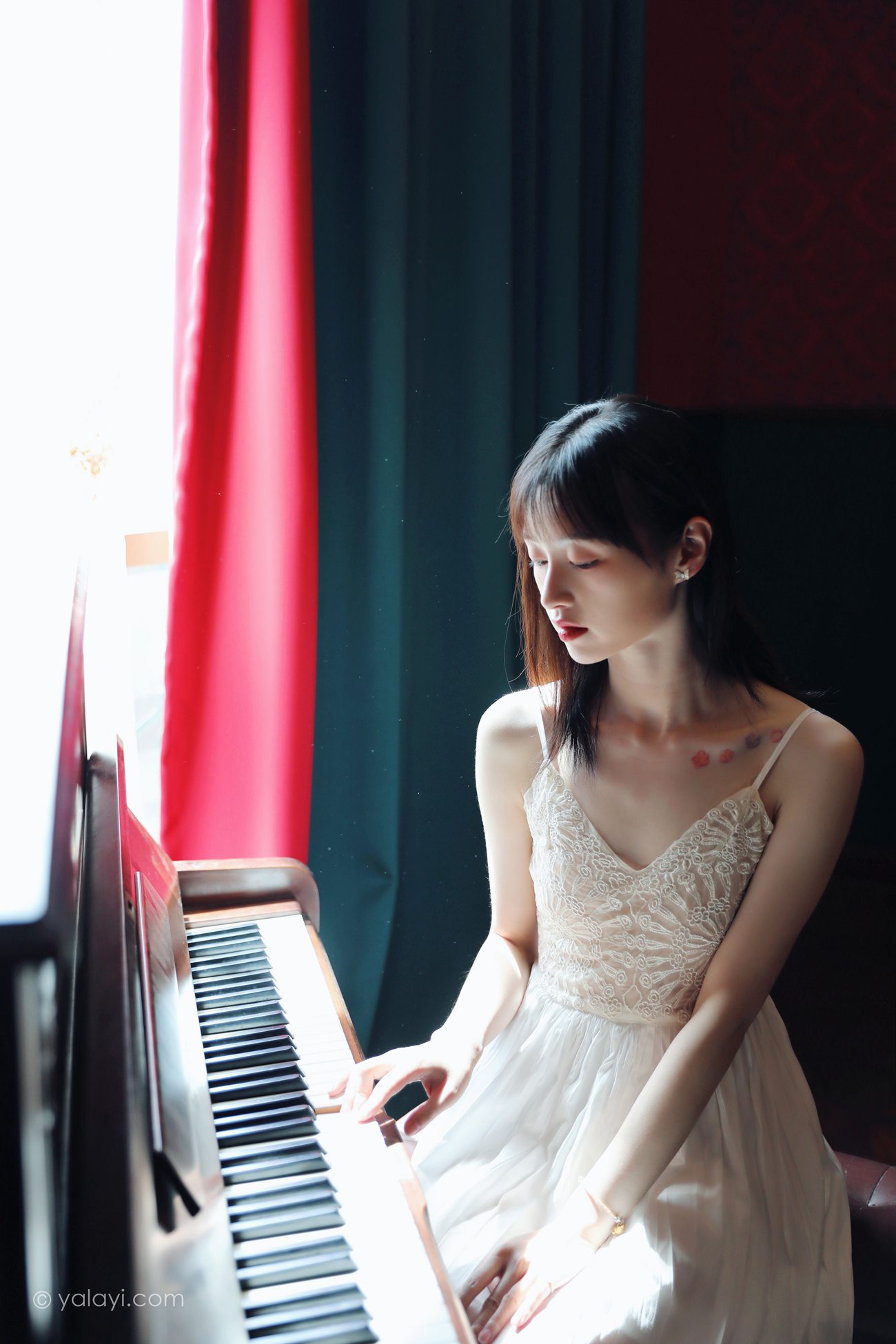 图片[40]-[YALAYI雅拉伊] 2022.07.16 NO.952 唤 京京[47P] – 速更版-美库