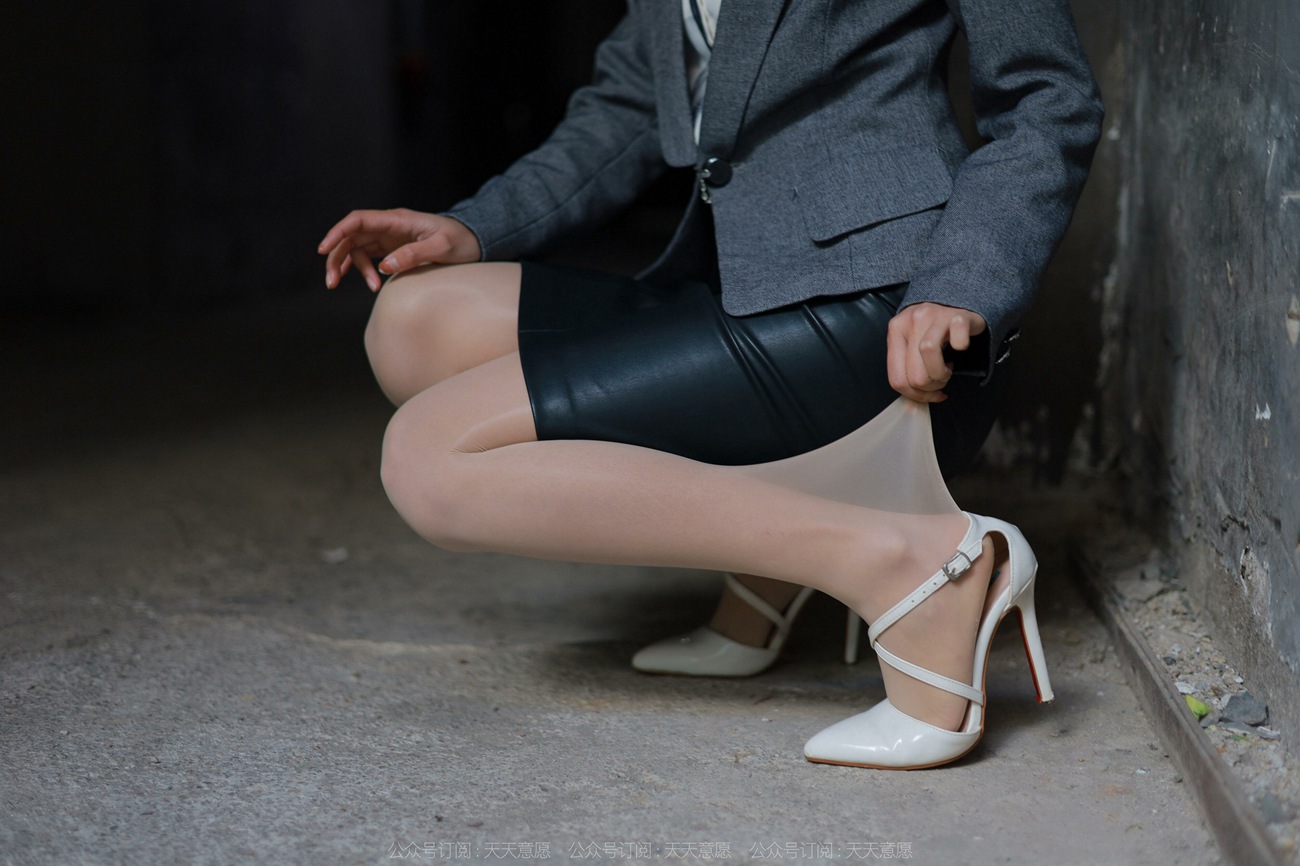 图片[68]-[IESS异思趣向] 2022.04.05 丝享家1050：婉萍《加班日记》[80P] – 速更版-美库