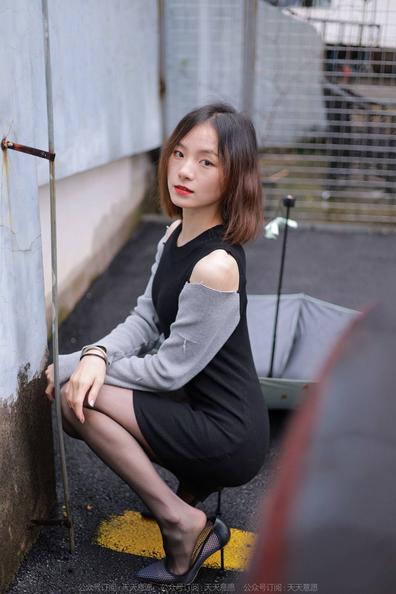 图片[22]-[IESS异思趣向] 2022.04.06 丝享家1051：小六《雨中的嘿丝》[82P] – 速更版-美库