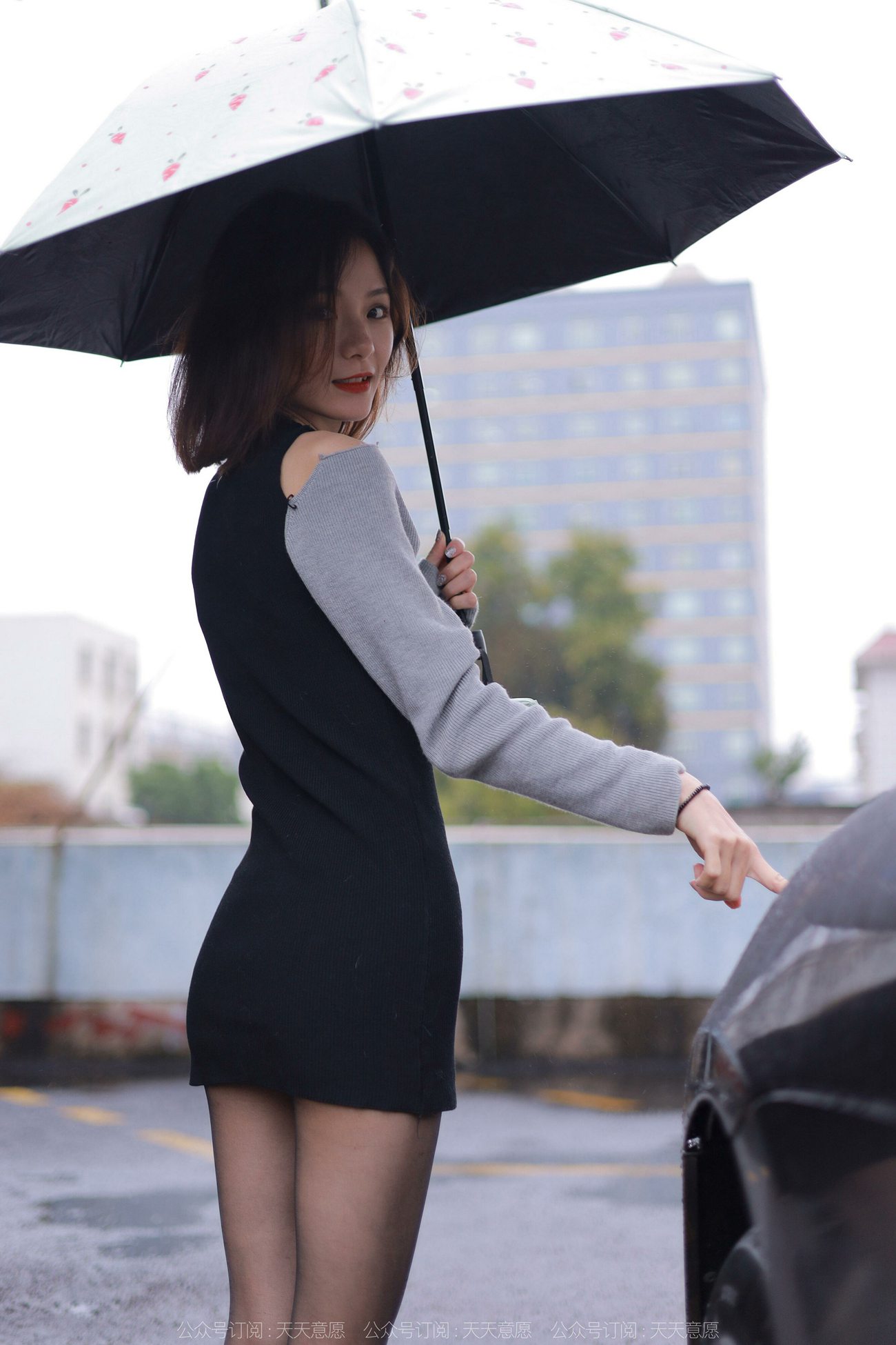 图片[45]-[IESS异思趣向] 2022.04.06 丝享家1051：小六《雨中的嘿丝》[82P] – 速更版-美库