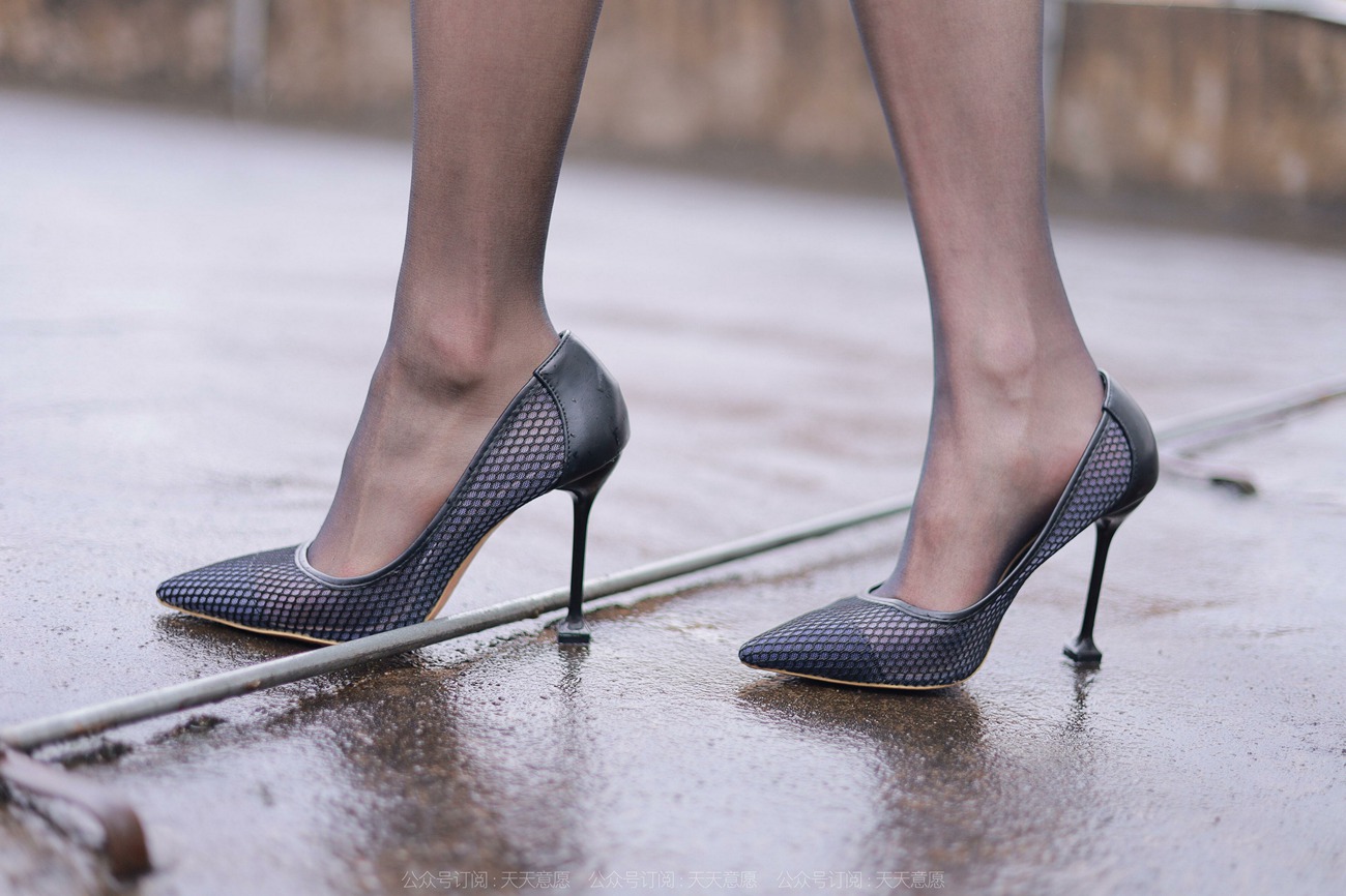 图片[55]-[IESS异思趣向] 2022.04.06 丝享家1051：小六《雨中的嘿丝》[82P] – 速更版-美库