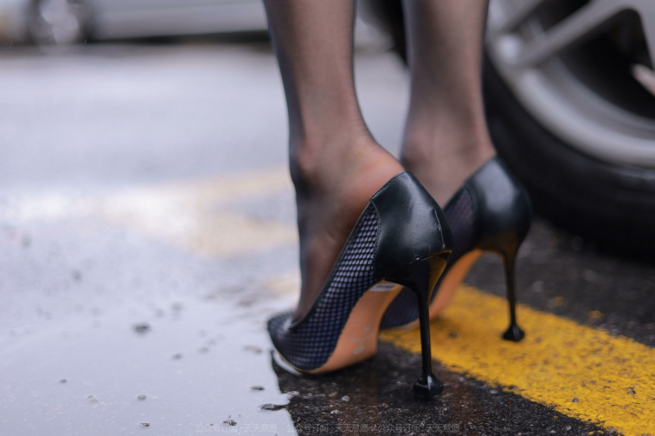 图片[80]-[IESS异思趣向] 2022.04.06 丝享家1051：小六《雨中的嘿丝》[82P] – 速更版-美库