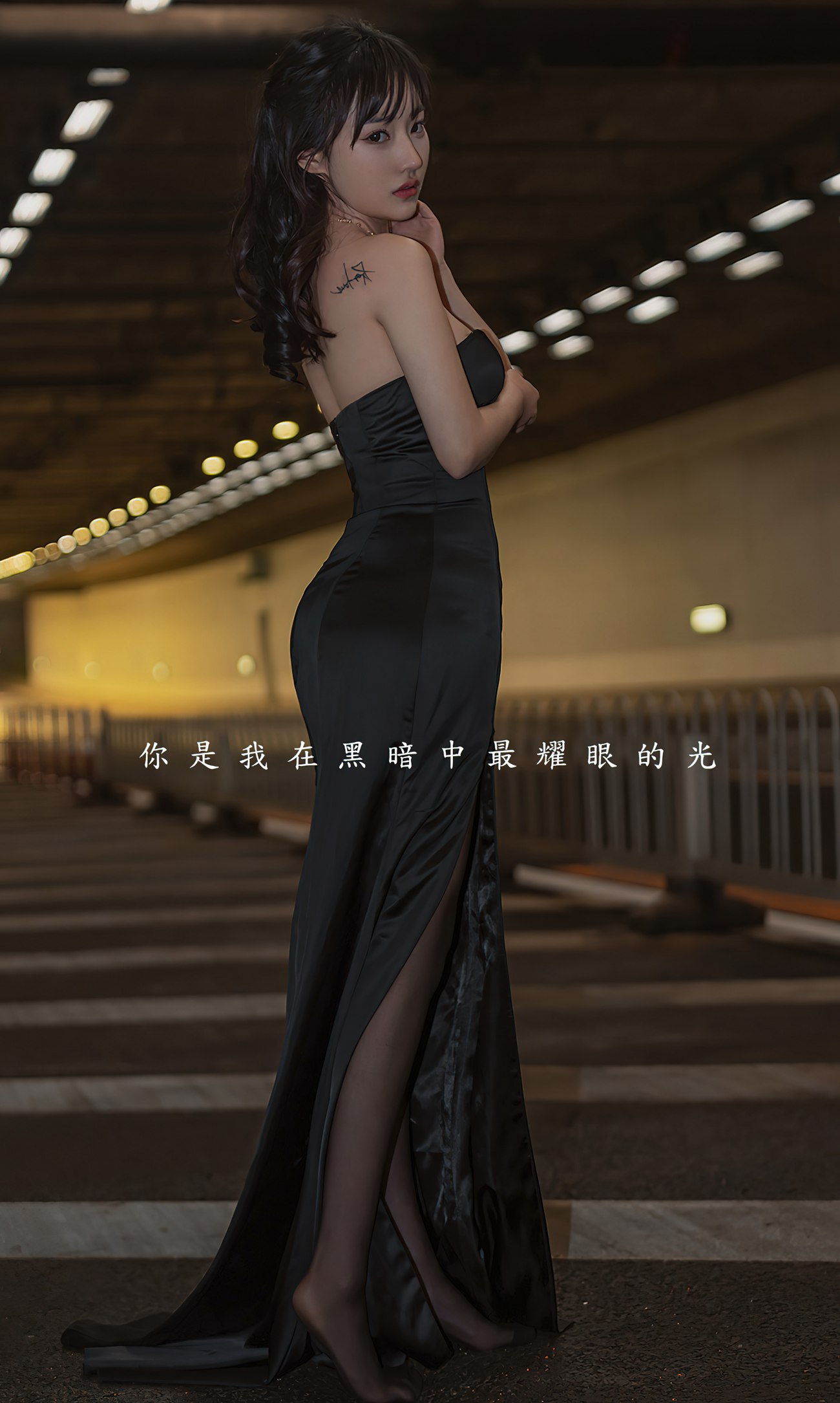 图片[35]-[爱尤物]2022 NO.2349 西门小玉 迷魂隧道[35P] – 速更版-美库