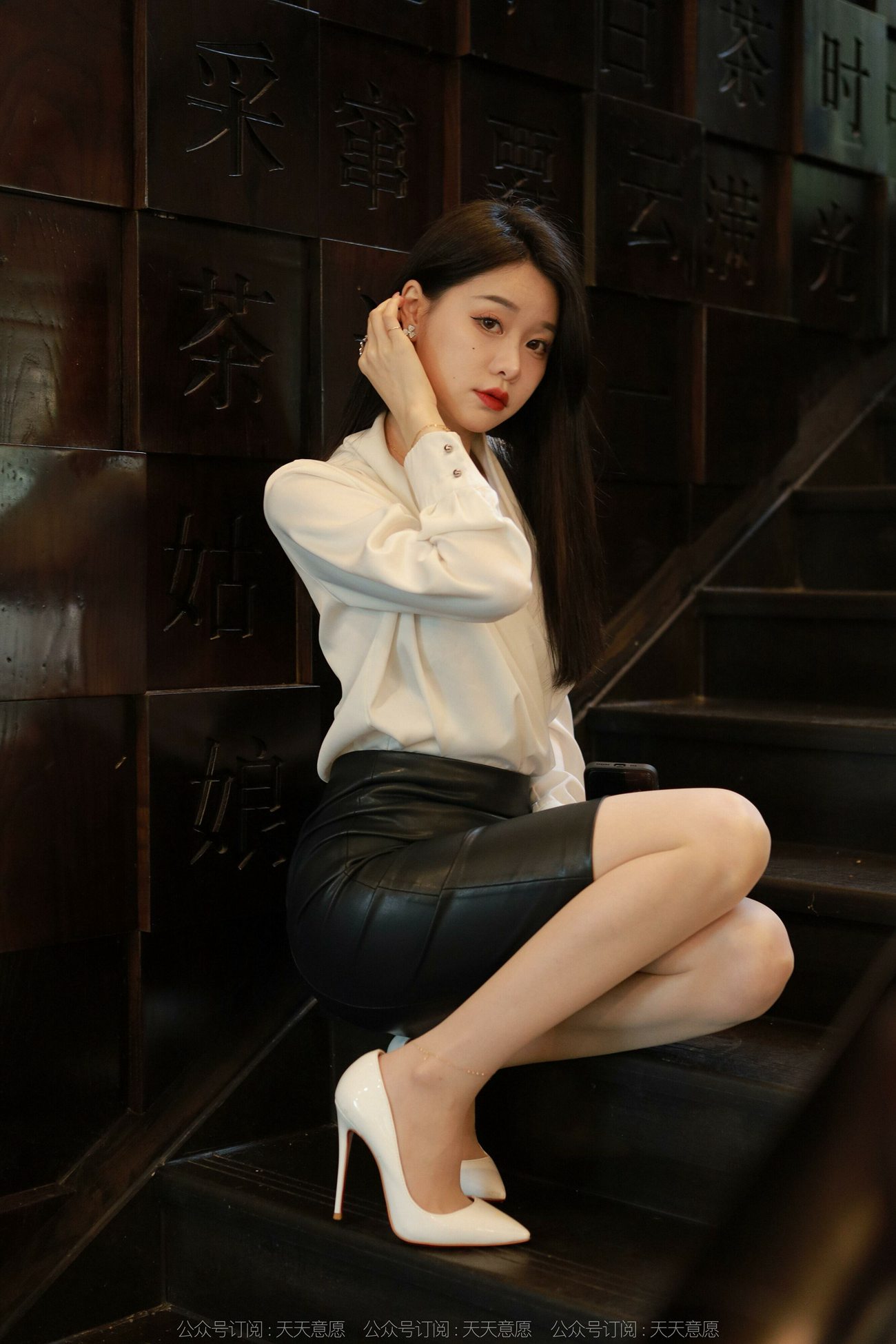 图片[18]-[IESS异思趣向] 2022.04.08 丝享家1053：佳爷《三月特辑》[83P] – 速更版-美库