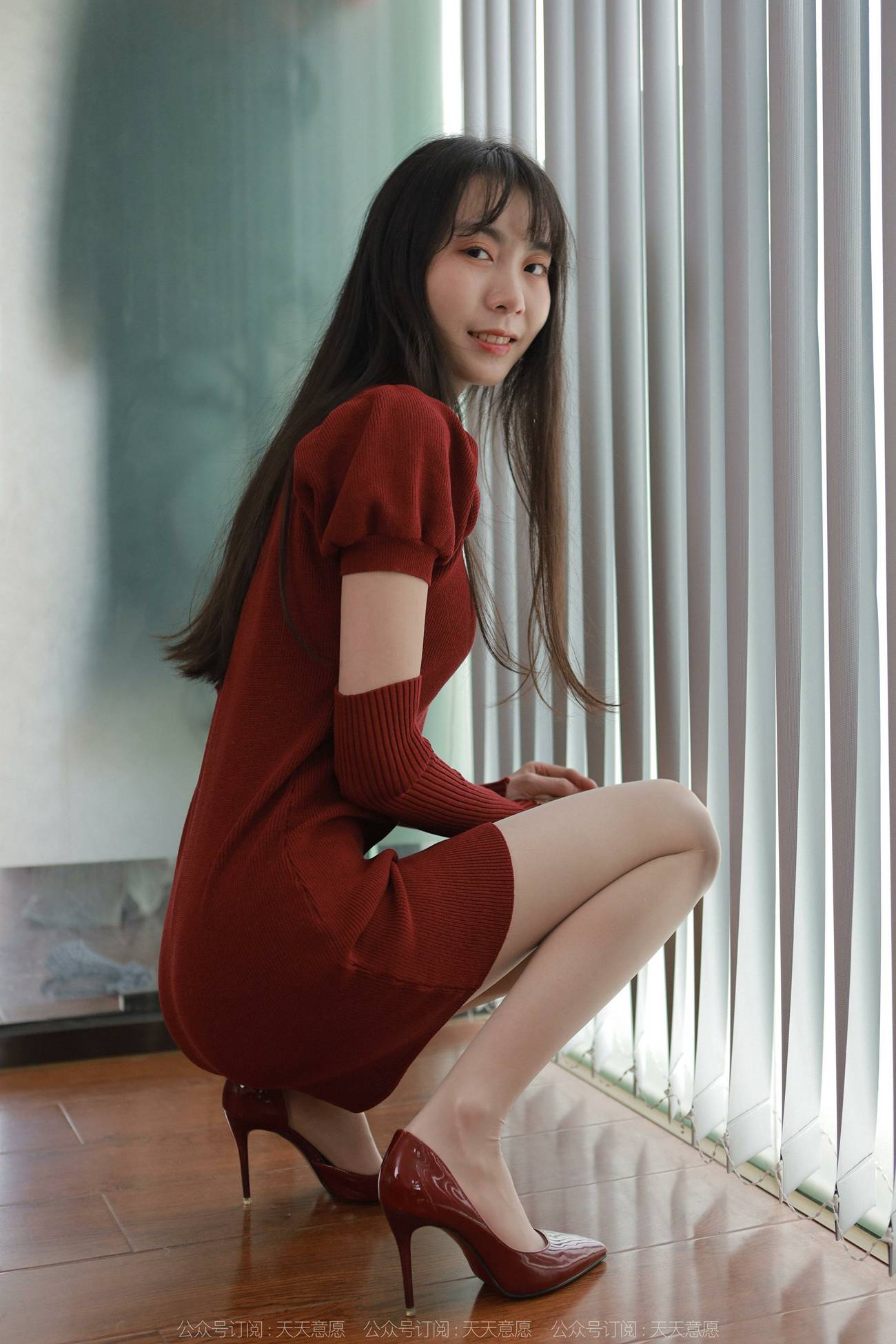 图片[30]-[IESS异思趣向] 2022.04.09 丝享家1054：团团《迷人的酒红旗袍》[81P] – 速更版-美库