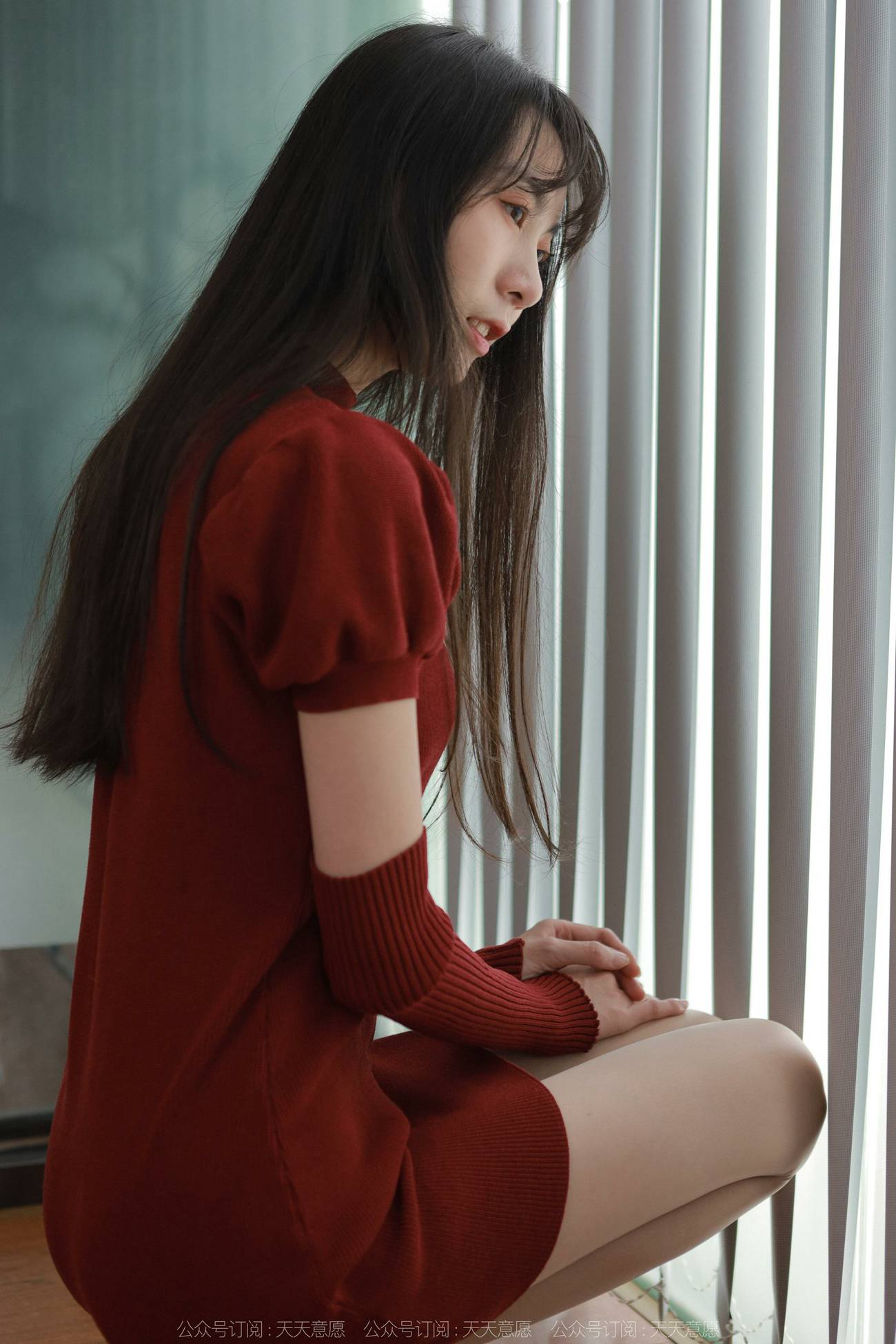 图片[32]-[IESS异思趣向] 2022.04.09 丝享家1054：团团《迷人的酒红旗袍》[81P] – 速更版-美库