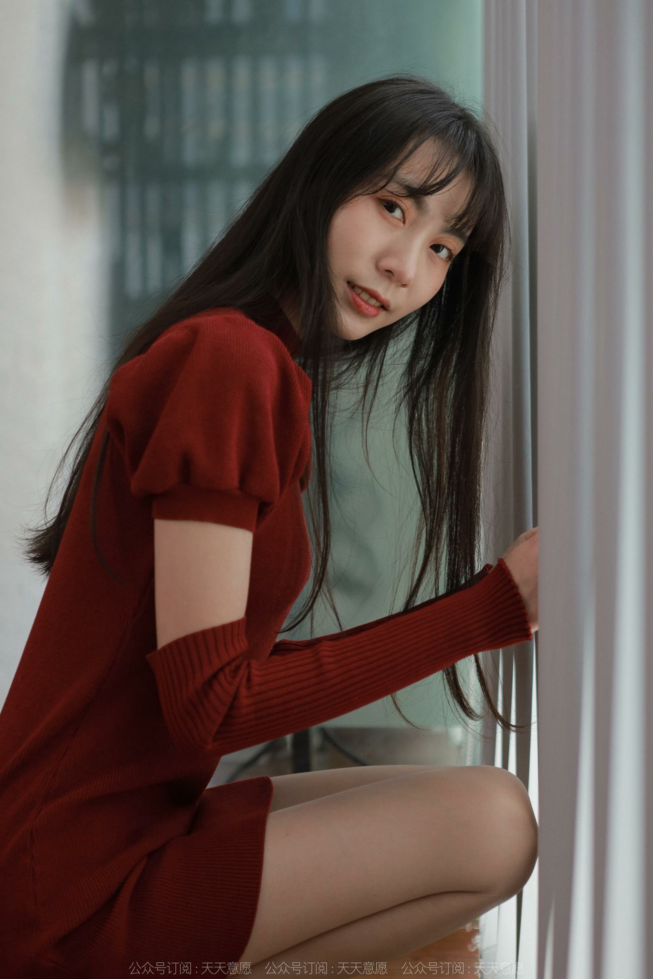 图片[35]-[IESS异思趣向] 2022.04.09 丝享家1054：团团《迷人的酒红旗袍》[81P] – 速更版-美库