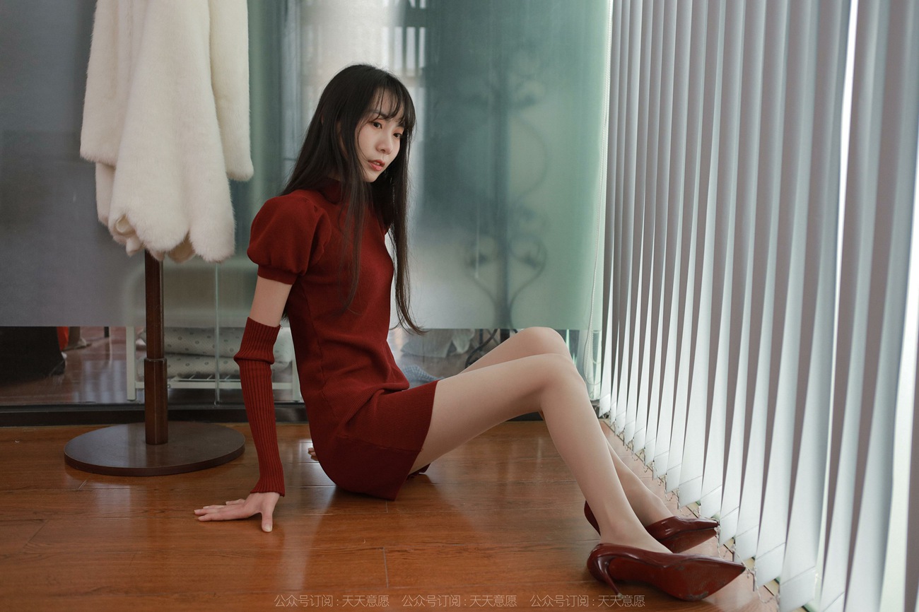 图片[38]-[IESS异思趣向] 2022.04.09 丝享家1054：团团《迷人的酒红旗袍》[81P] – 速更版-美库