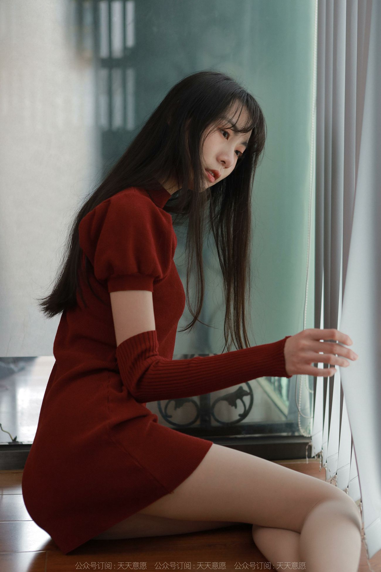 图片[39]-[IESS异思趣向] 2022.04.09 丝享家1054：团团《迷人的酒红旗袍》[81P] – 速更版-美库