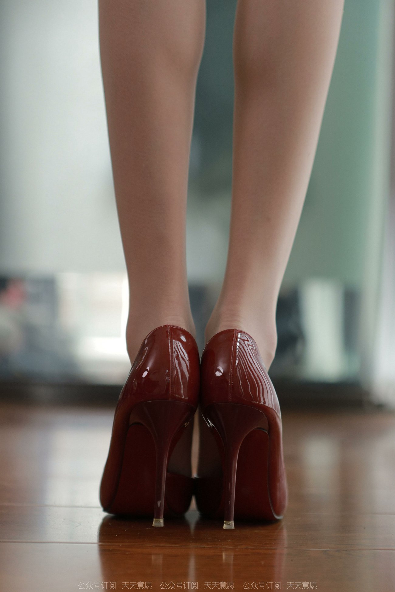 图片[62]-[IESS异思趣向] 2022.04.09 丝享家1054：团团《迷人的酒红旗袍》[81P] – 速更版-美库