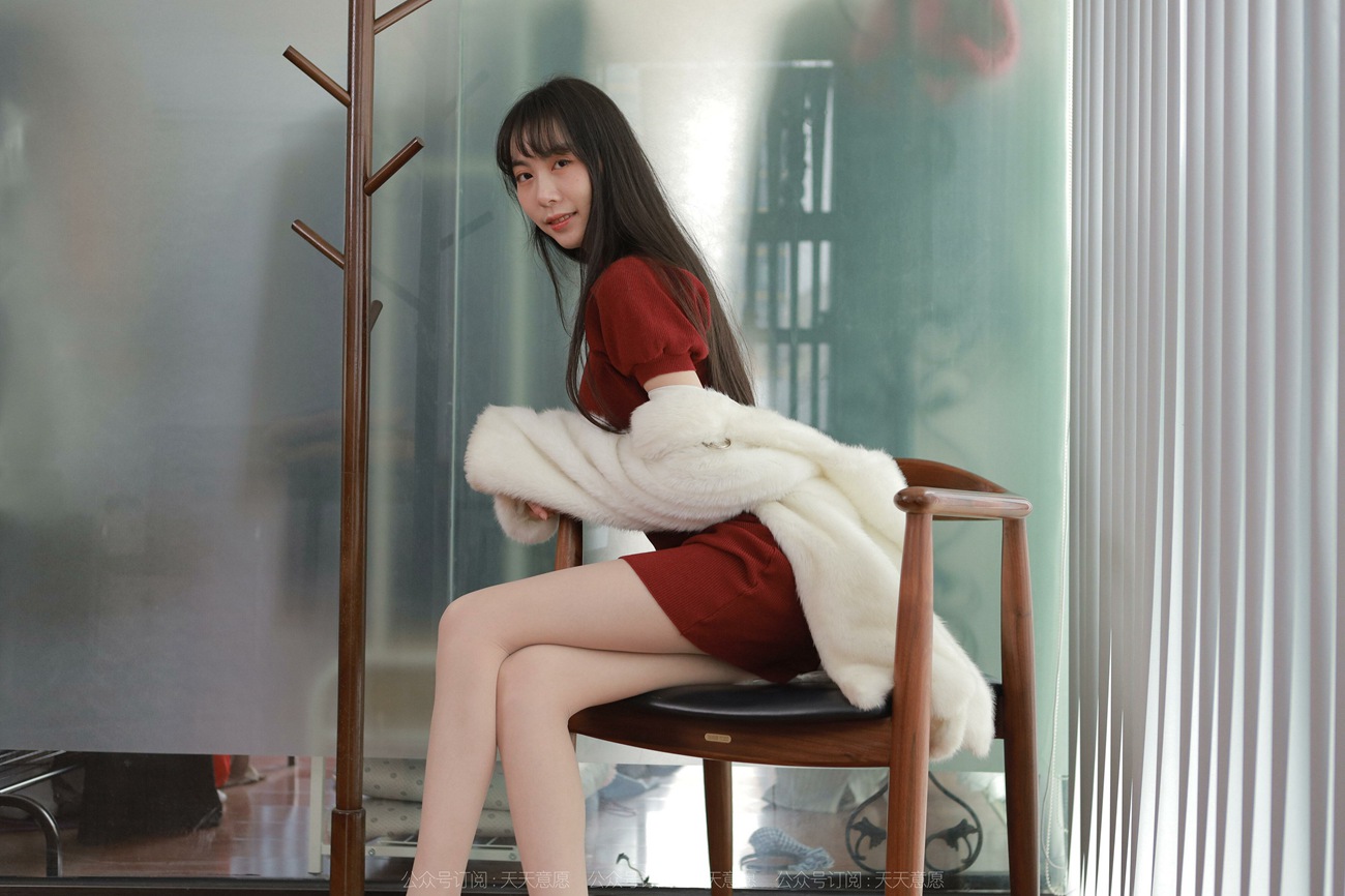 图片[77]-[IESS异思趣向] 2022.04.09 丝享家1054：团团《迷人的酒红旗袍》[81P] – 速更版-美库